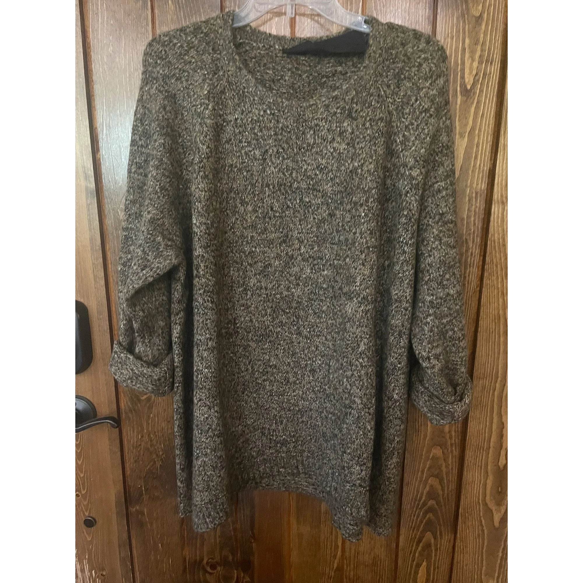 Black Label Oversized Wool Roundneck Sweater in Bronze Melange