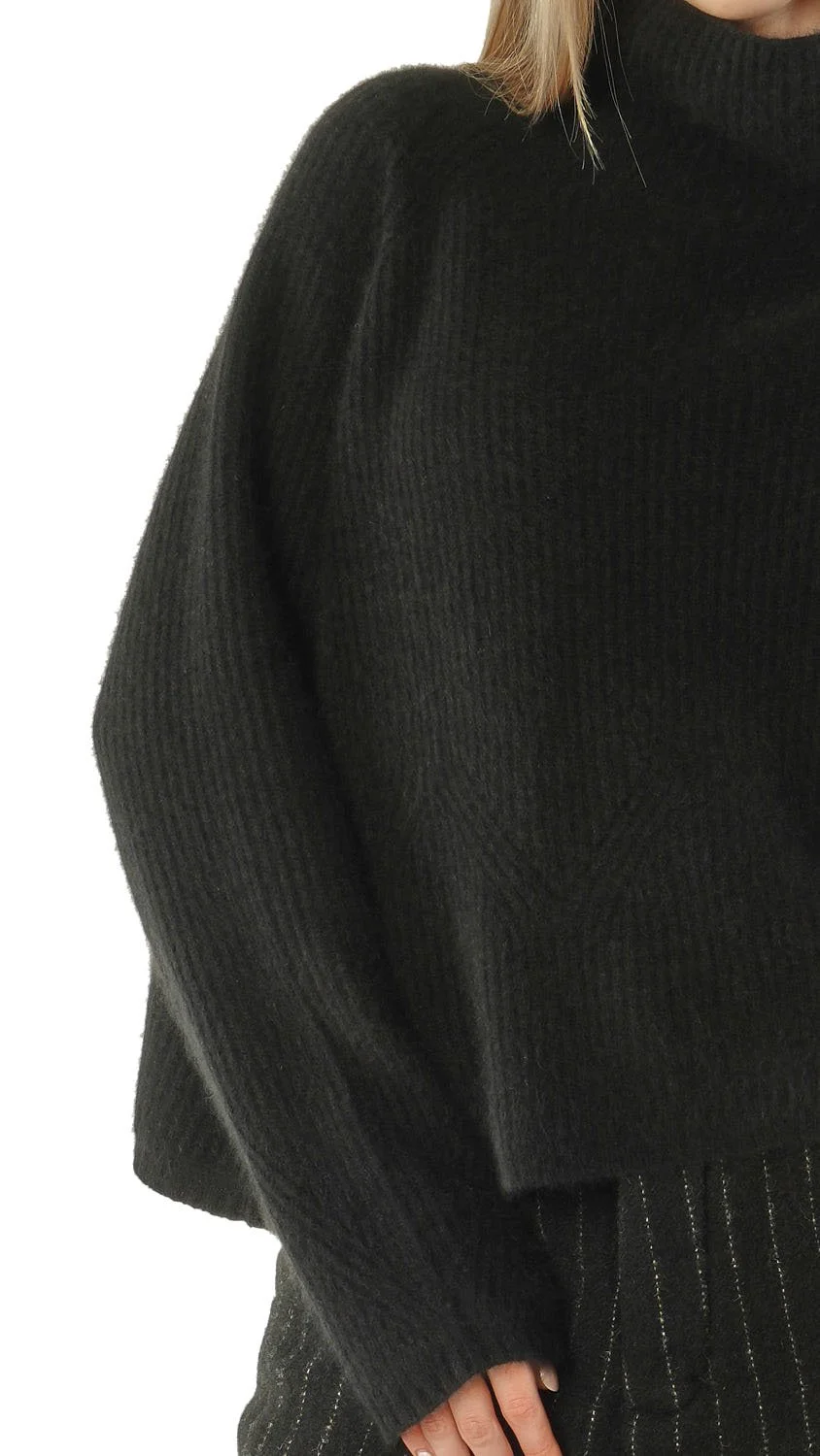 Pullover_02.jpg