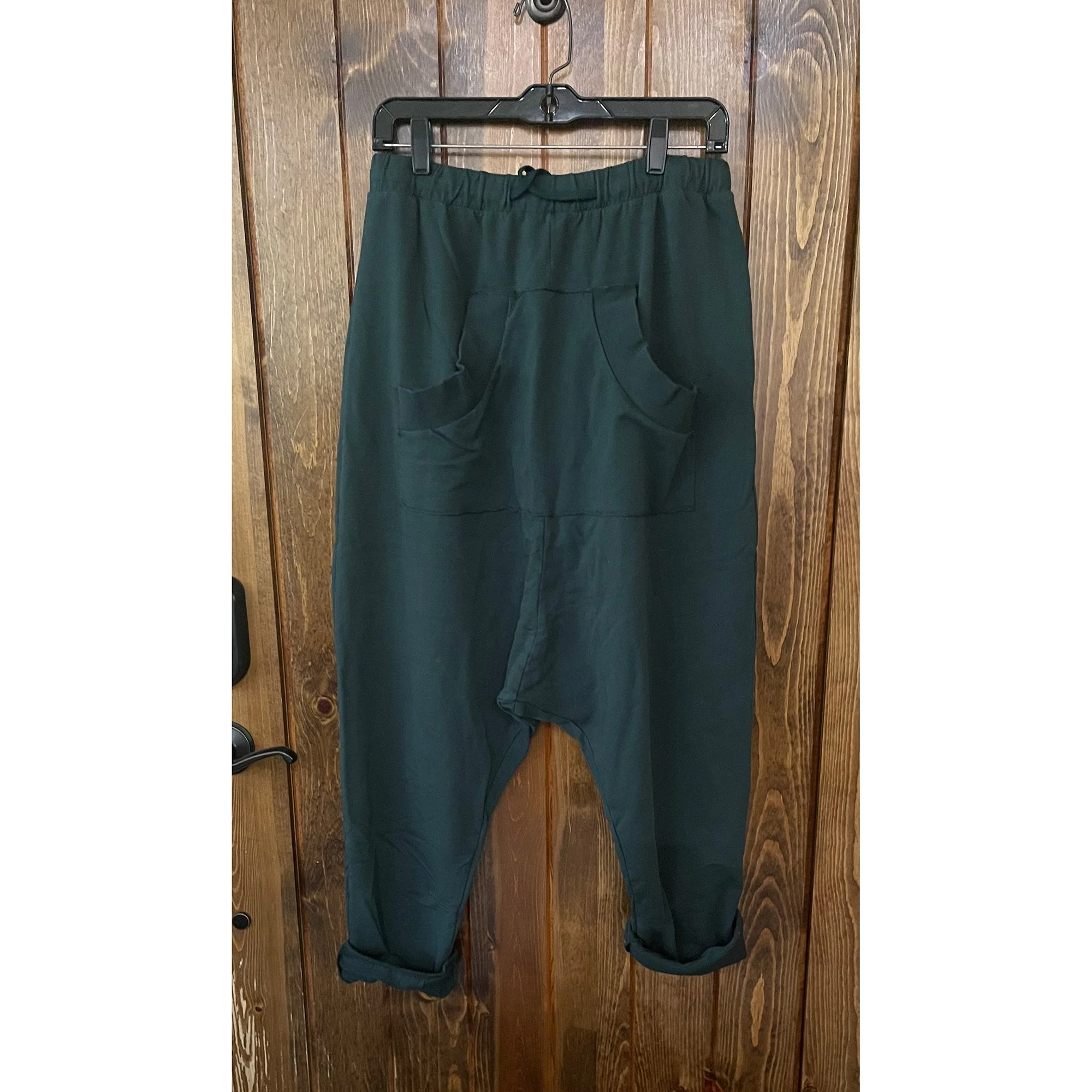 Rundholz_DropPant_Green.jpg (Copy)