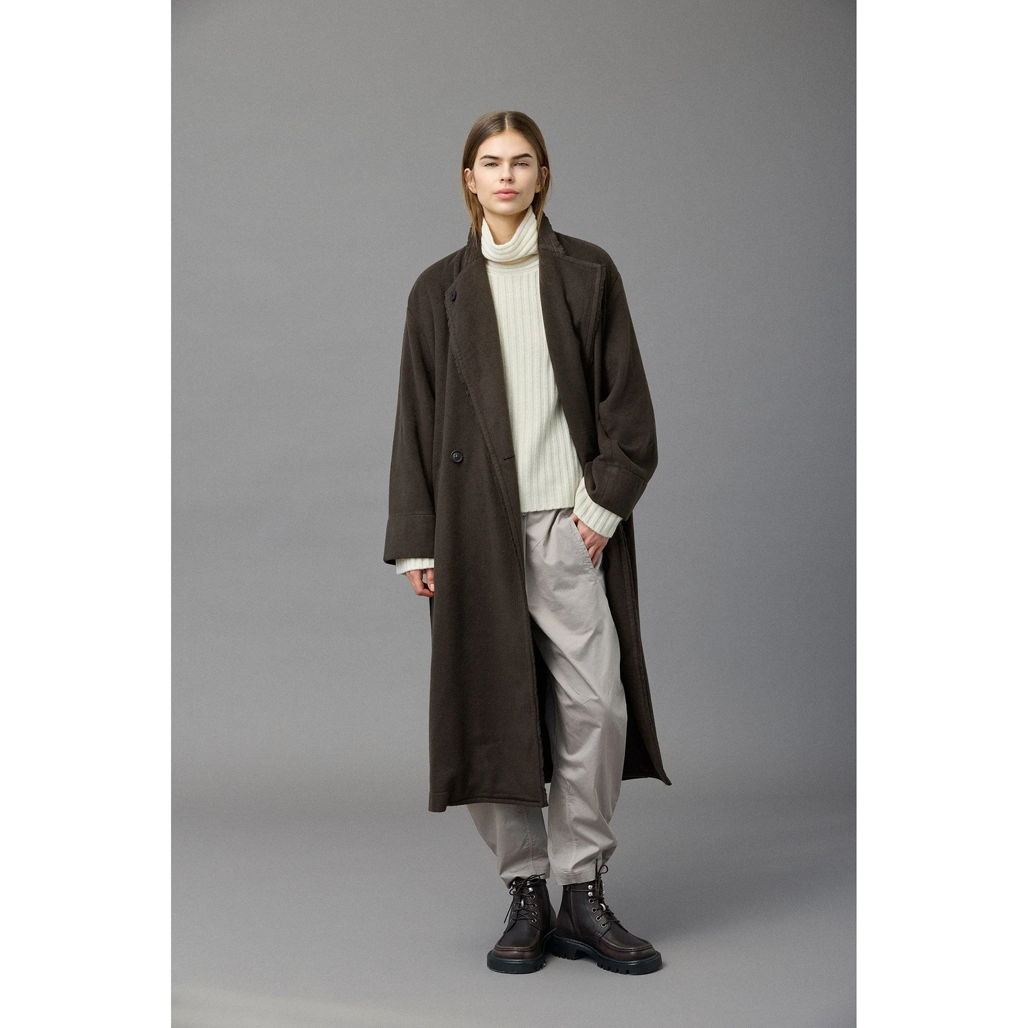 (Pre Order) Cashmere Coat in Chocolate