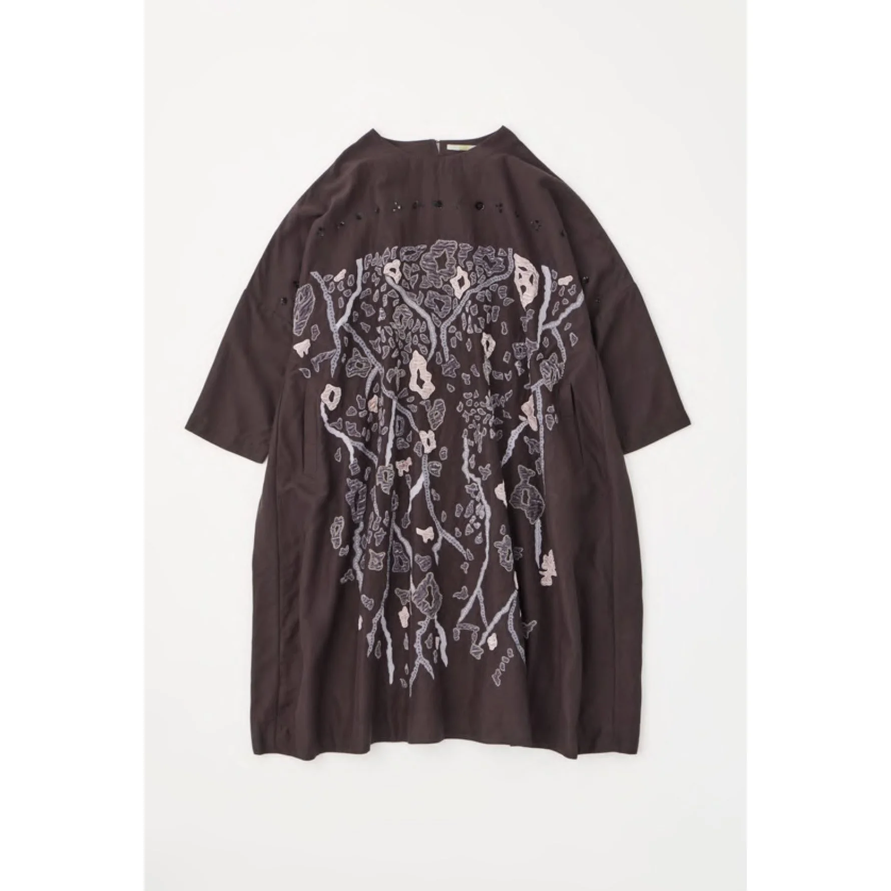 AODRESS_FW26_10_RegistaanRootsDress.jpg