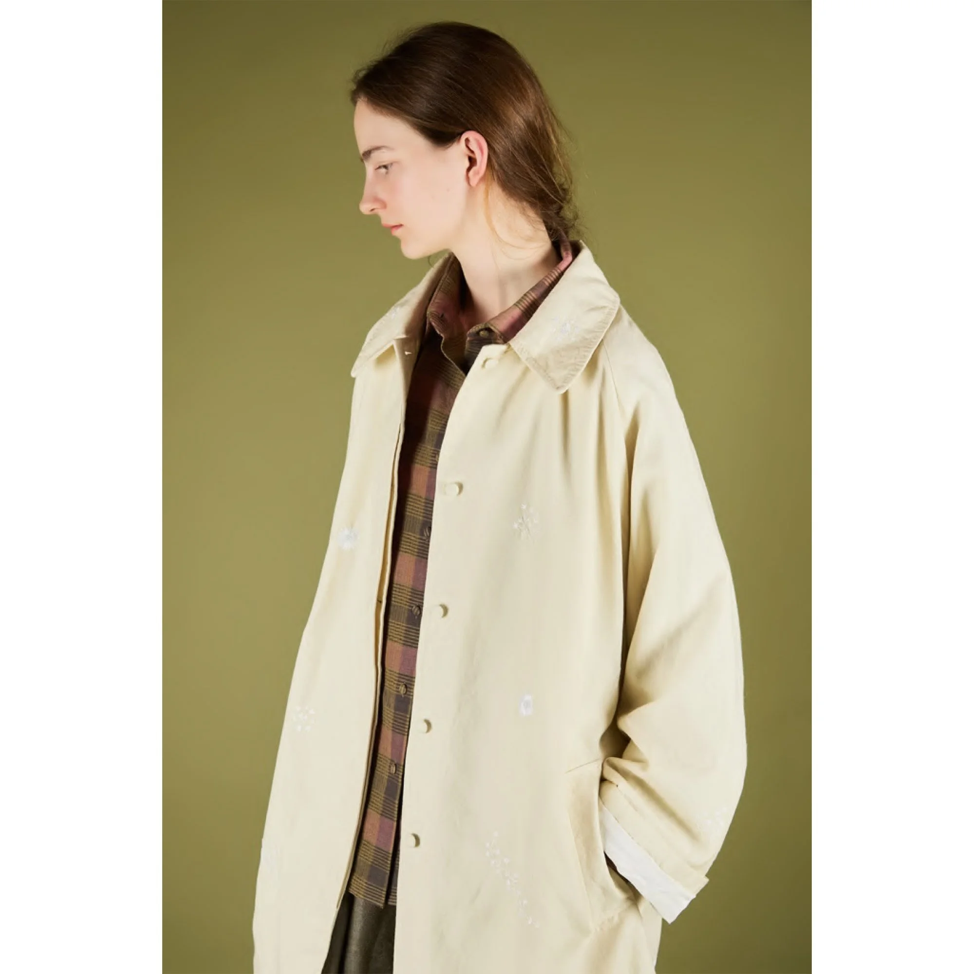 AODRESS_FW26_24_ShawlCollarCoat-03.jpg