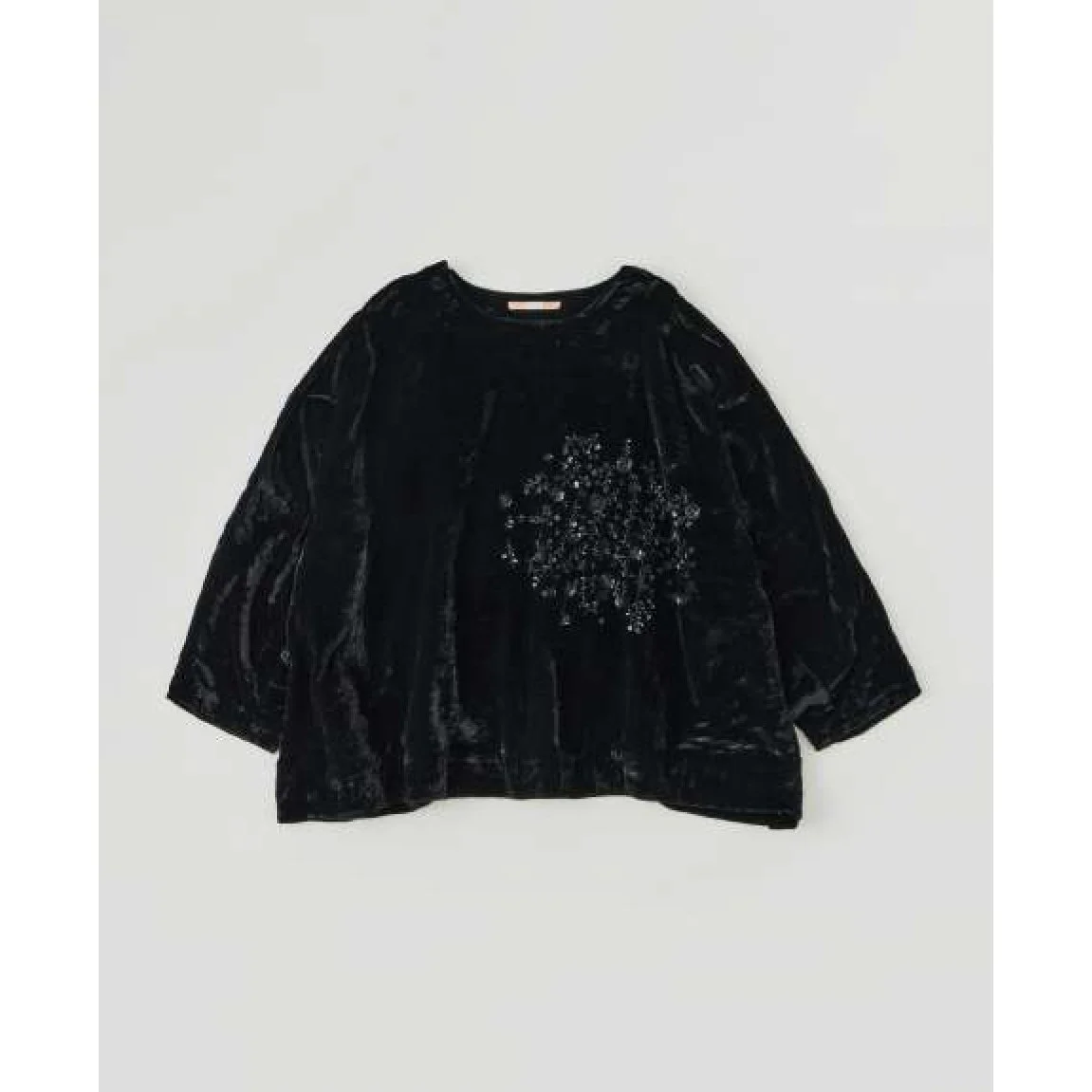 Aodress_VelvetEasyTopHandBeadedTop.jpg