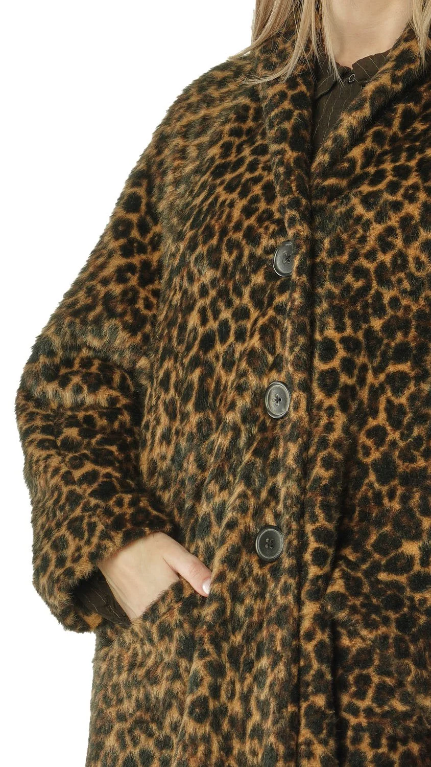 Coat_FauxFur_03.jpg