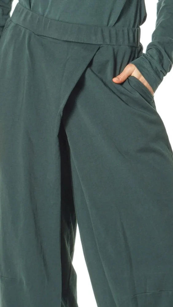BL_Trousers_2263290102_03.jpg