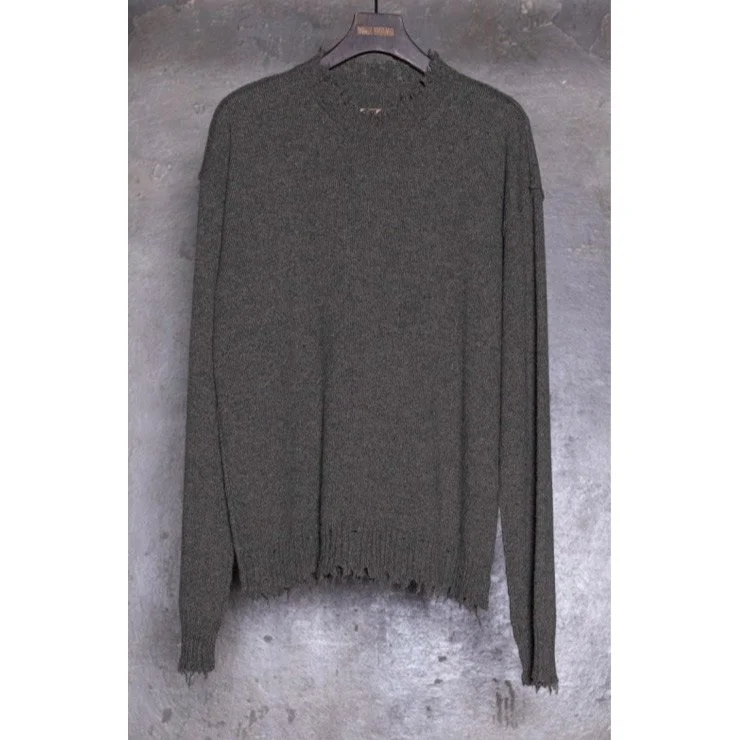 UmaWang_UK7555_RoundNeckTop.jpg