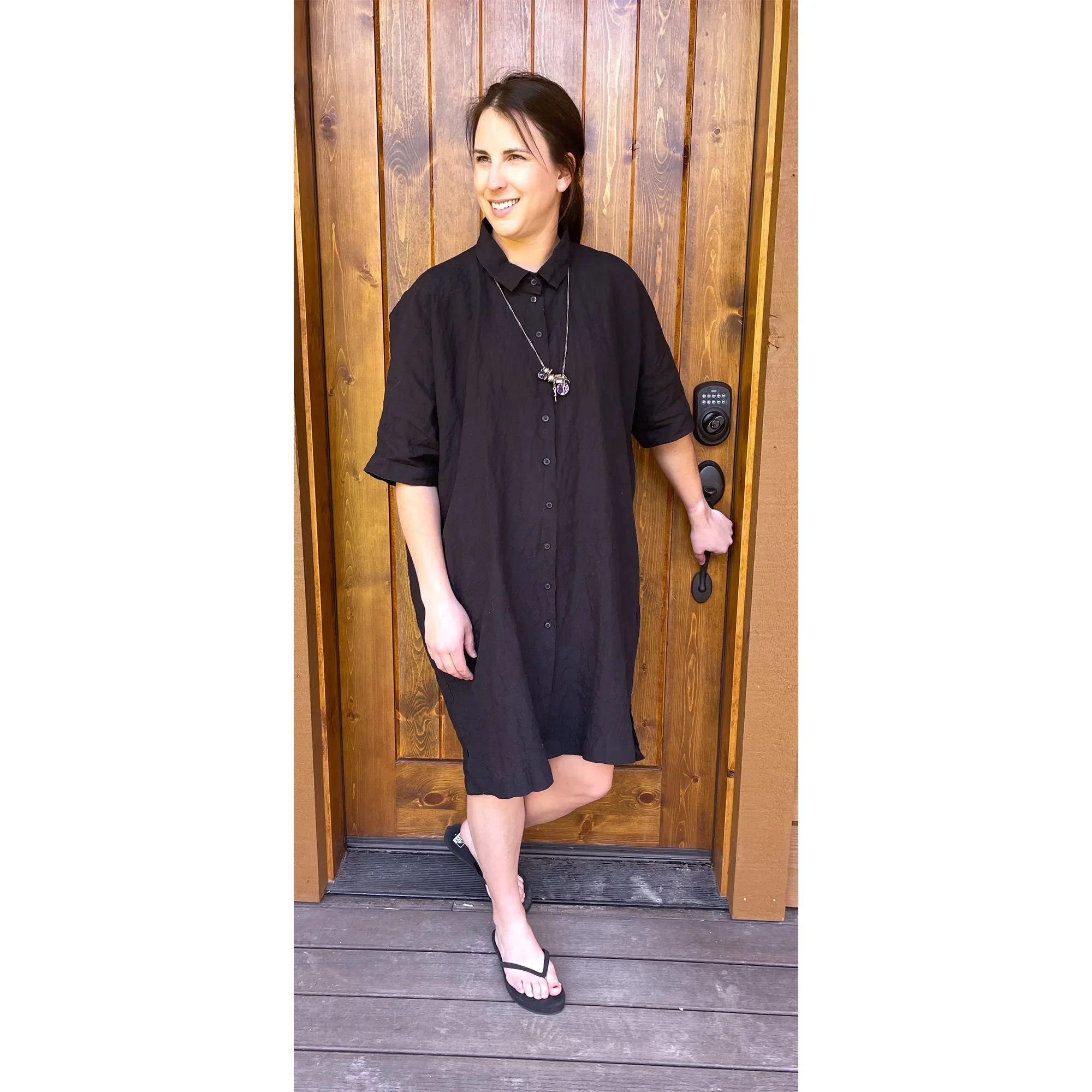 Button Dress (Black)