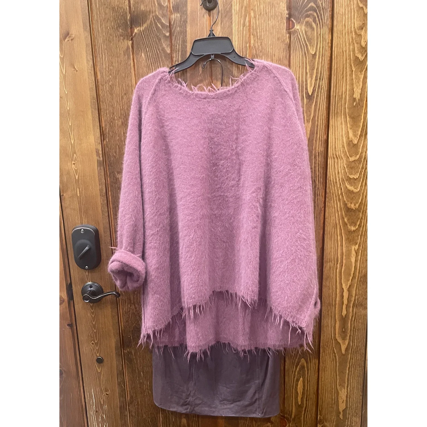 Rundholz_Flamingo_Sweater (1).webp