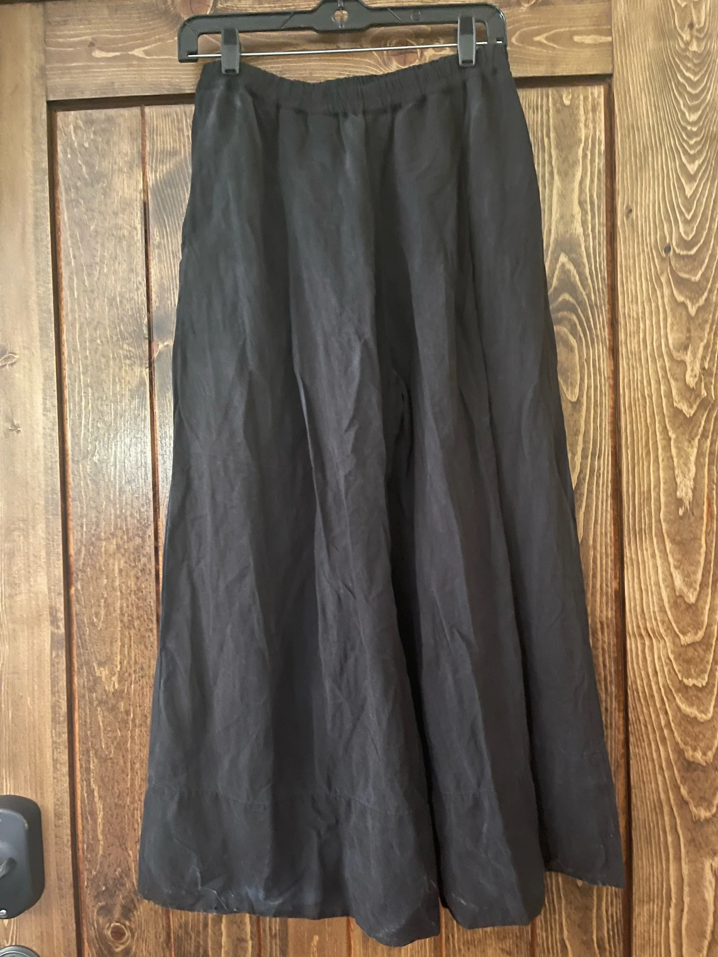 Pleat Pants in Black