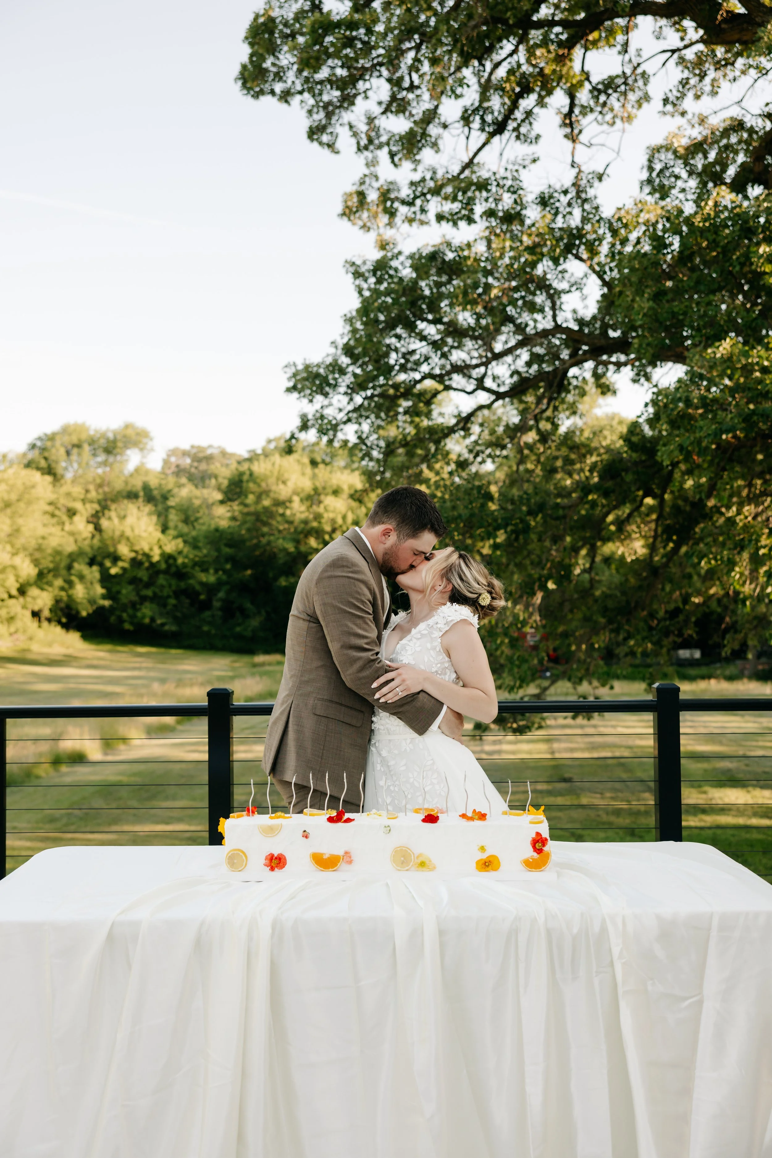 katelynn-marie-mnphotography-styledsneak-20.jpg
