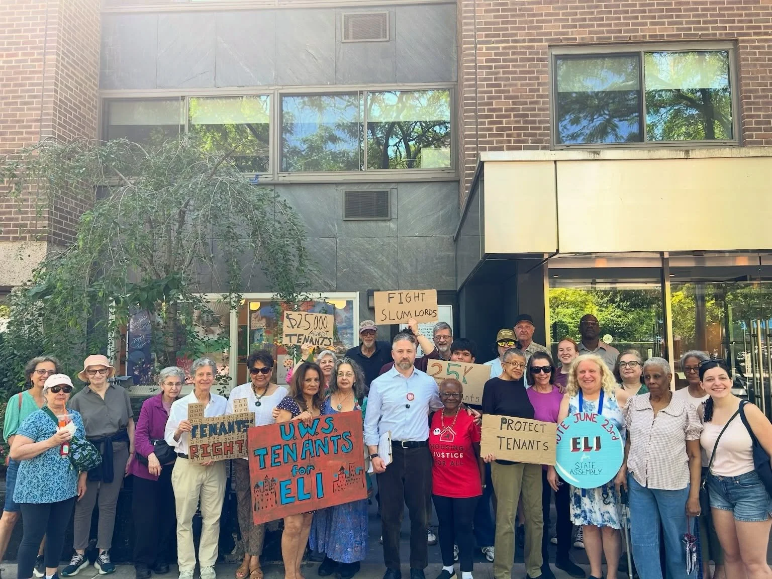 Upper West Side tenants stood united this morning to call out A&amp;E Real Estate for their continued neglect of buildings while simultaneously trying to buy our local election. 

In January, we stood outside the Westgate Apartments on 97th Street fo