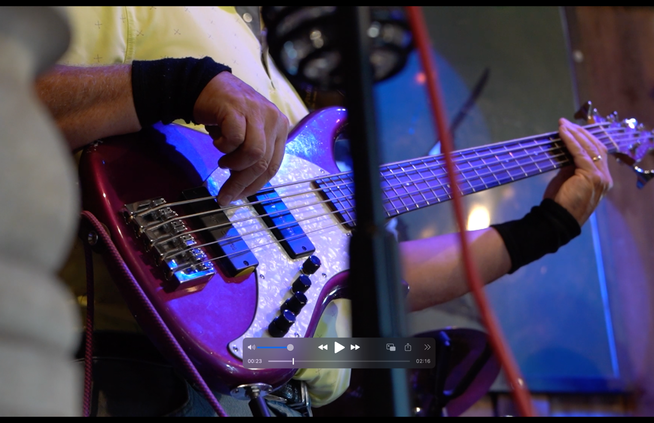 AMPS211