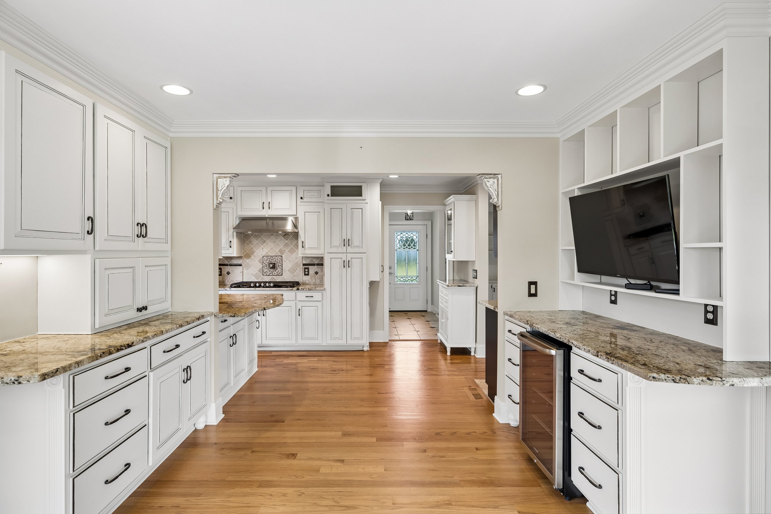 26-1411 Fairview Dr - 028.jpg