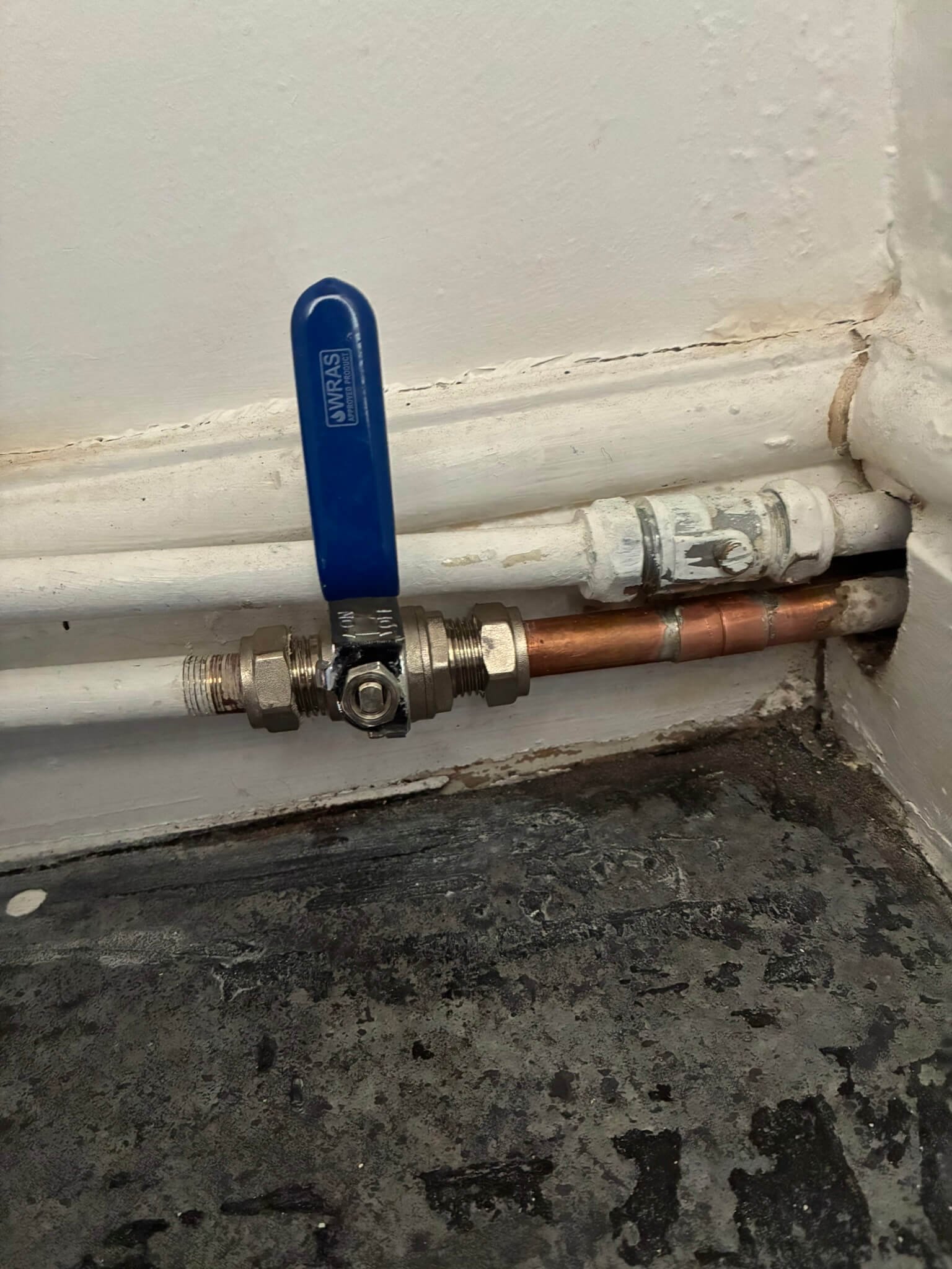 Isolation valve and leak repair Leicester ruditheplumber.co.uk