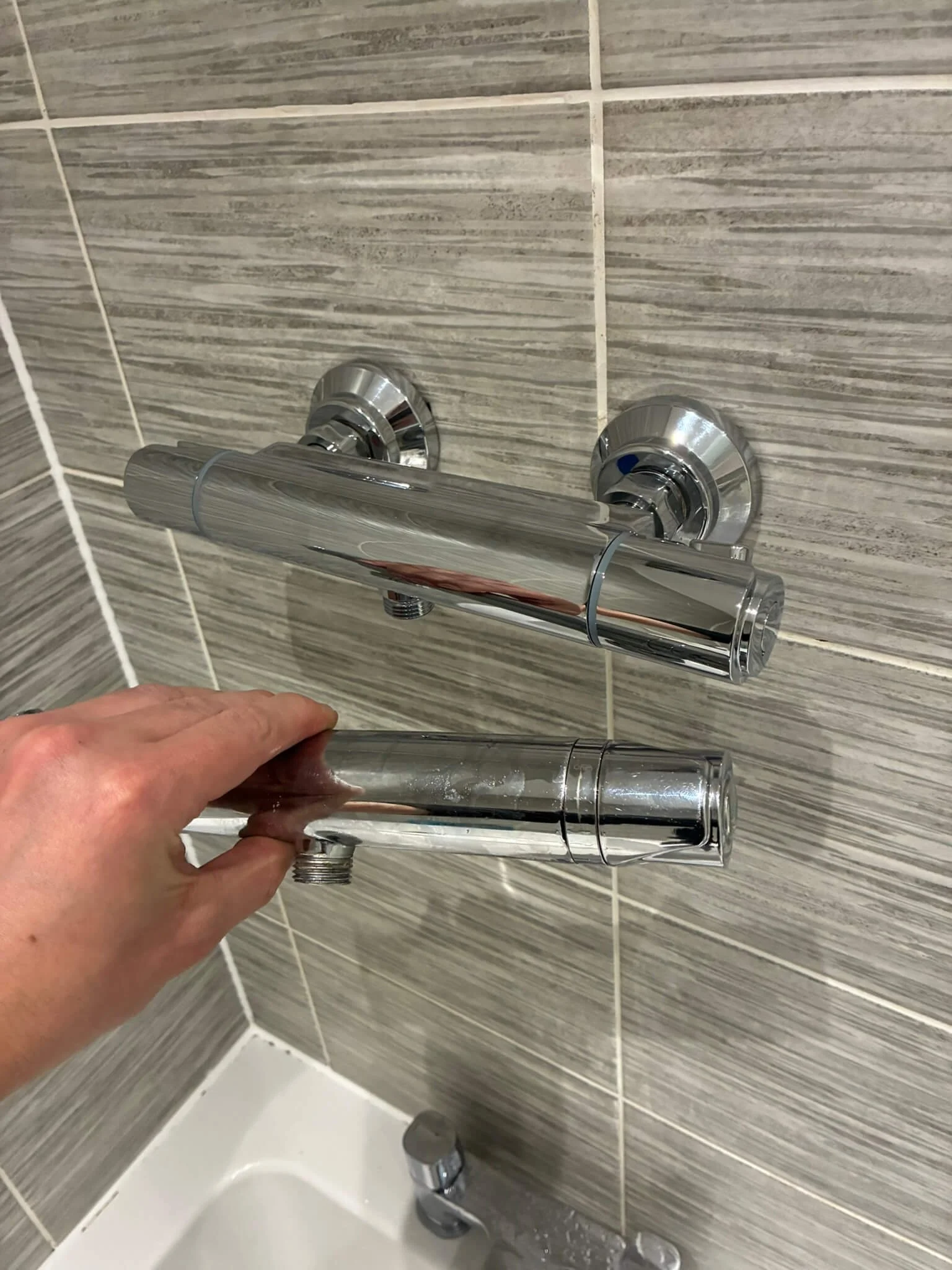 Bar shower replacement Leicester ruditheplumber.co.uk