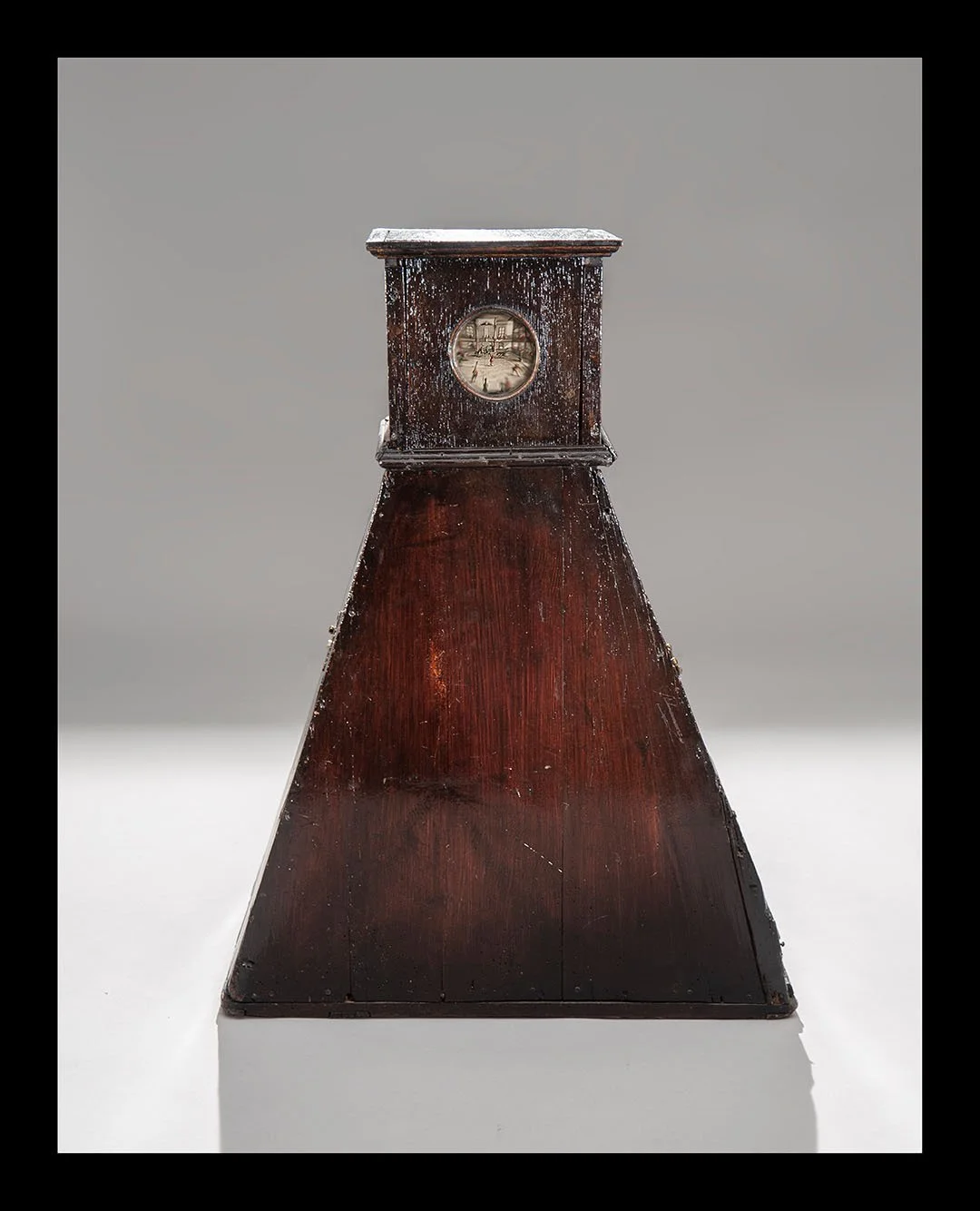 Werner Nikes Collection Trapeze Viewer