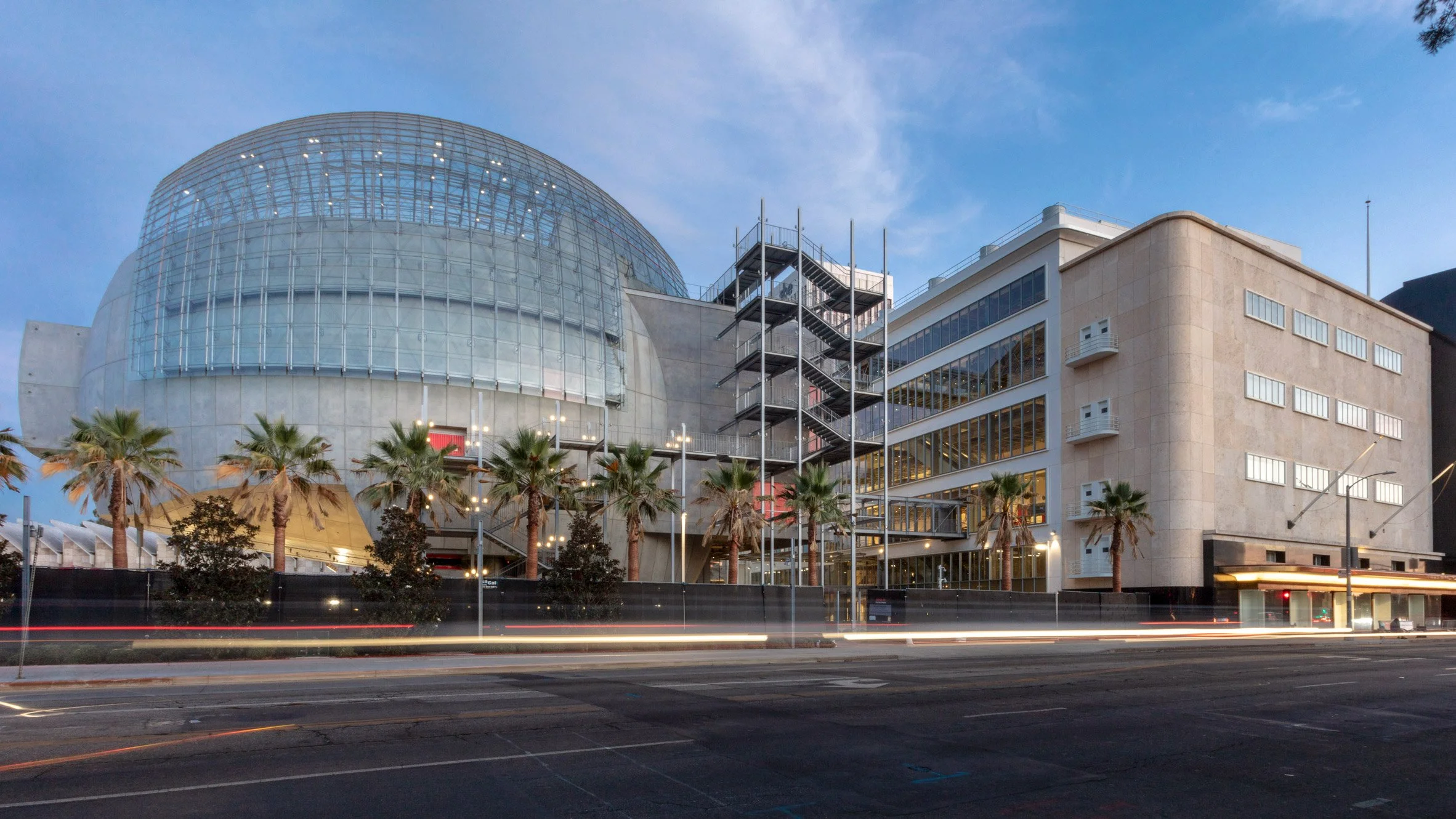 renzo-piano-academy-museum-of-motion-pictures-la-usa-_dezeen_2364_hero.jpg