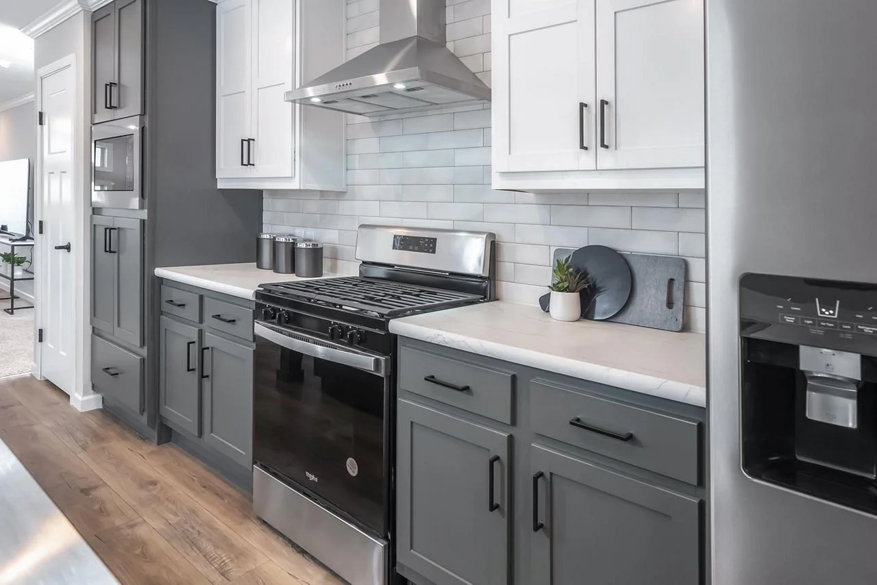 Heartstone Communities N621-Kitchen-6-1.jpeg