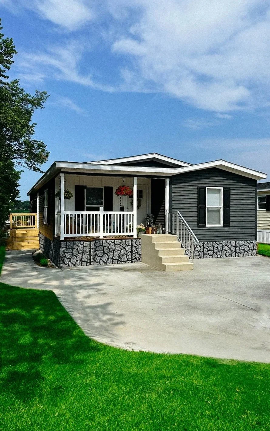 Hunters Pointe in Massillon Ohio | A Hearthstone Manufactured Home Community