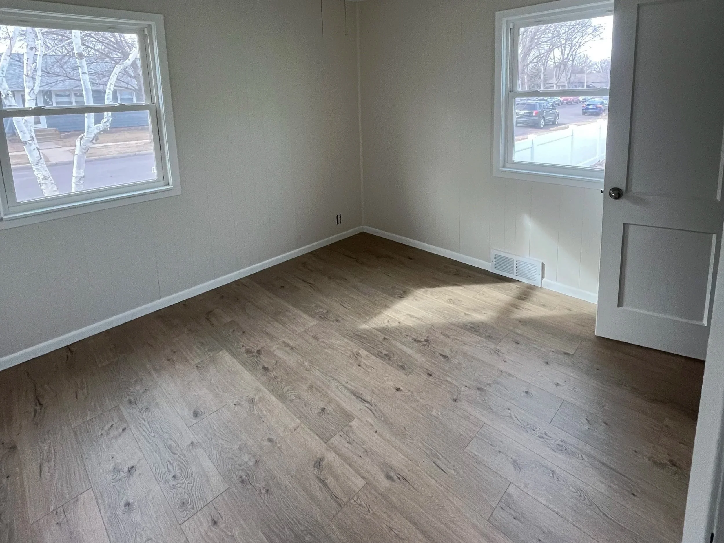 How Much Does LVP Click Lock Flooring Cost, Installed?