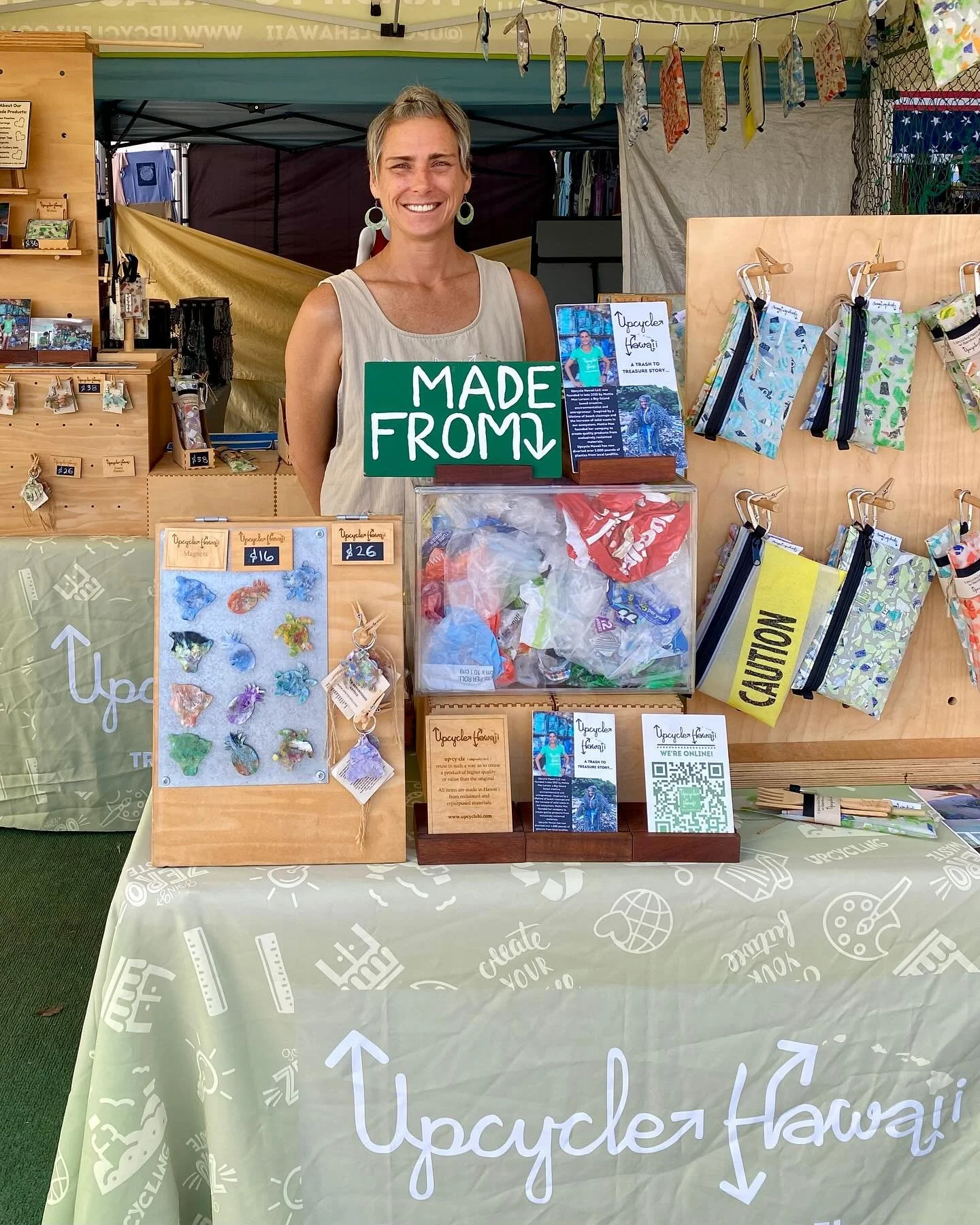 Meet our Market Manager AND Vendor: Mattie Mae Larson of Upcycle Hawaii. @upcyclehawaii 💚♻️ Mattie Mae is a life-long Hawaii Island resident and self-proclaimed Trashionista.  Upcycle Hawaii makes all of its products at their Hilo studio from plasti