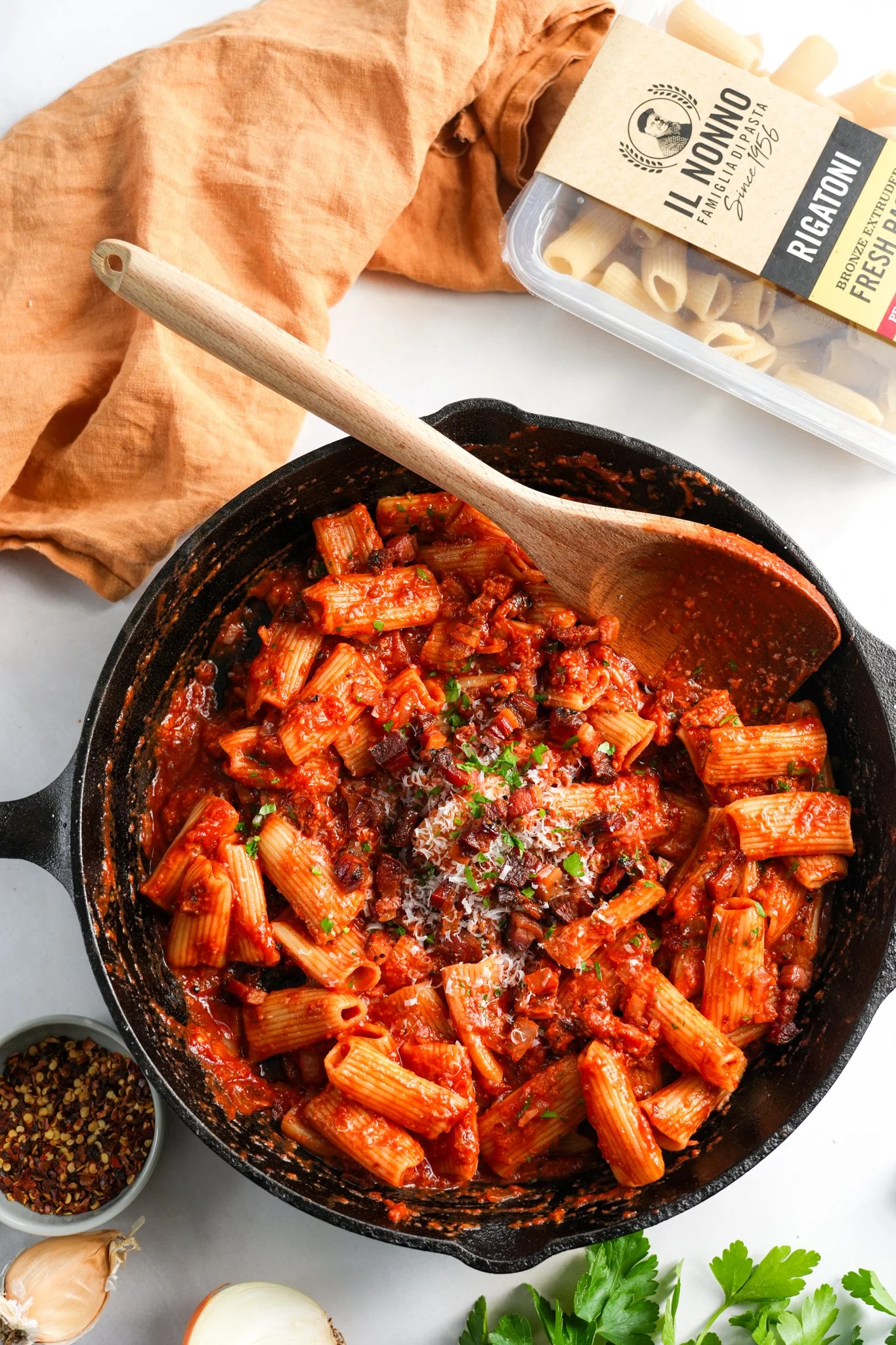 AMATRICIANA RIGATONI
