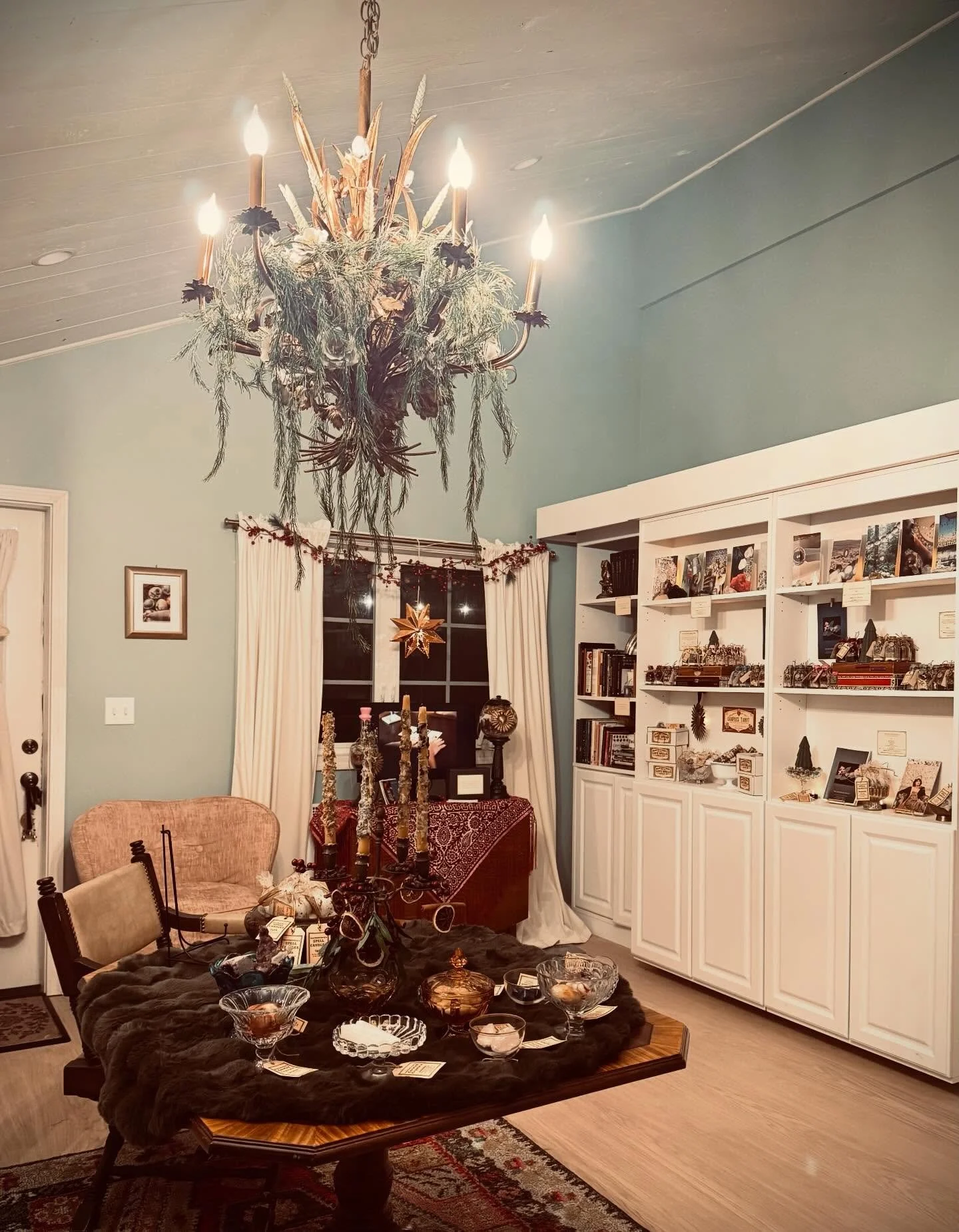 Thank you to everyone who came to the @viva_vashon_artists Studio Tour! We loved making magic with you all &mdash; especially with our young herbalists and witches who made spell jars with us. We loved seeing the youngest generation reconnect with ou