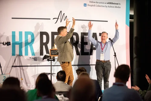 Andy Nunn performing mentalism and demonstrating perception influence and attention