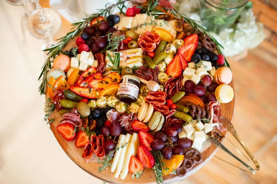Charcuterie Round Clear.jpg