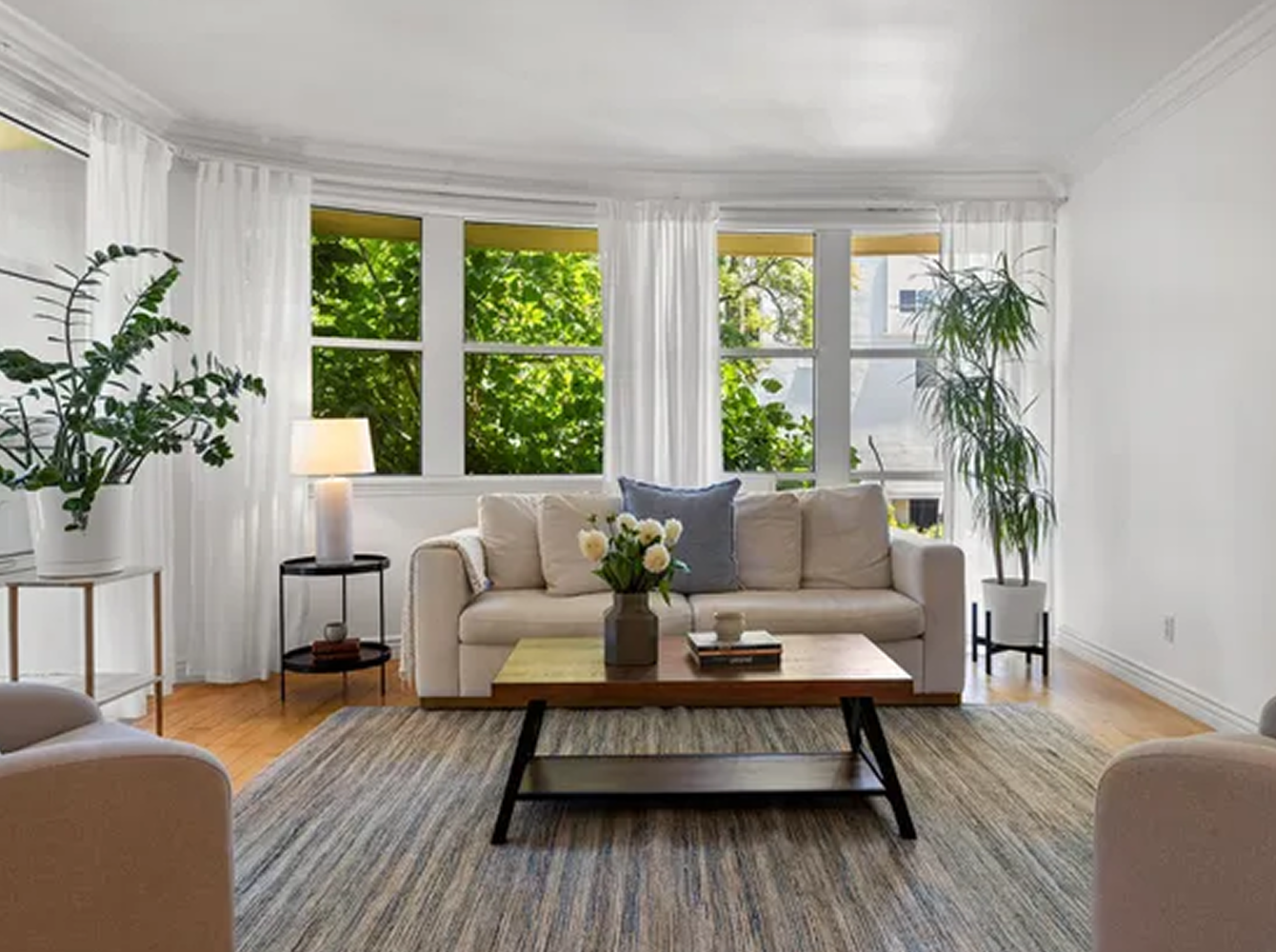 1601 S Bentley Ave  |  $1,470,000  |  Los Angeles, CA 90025