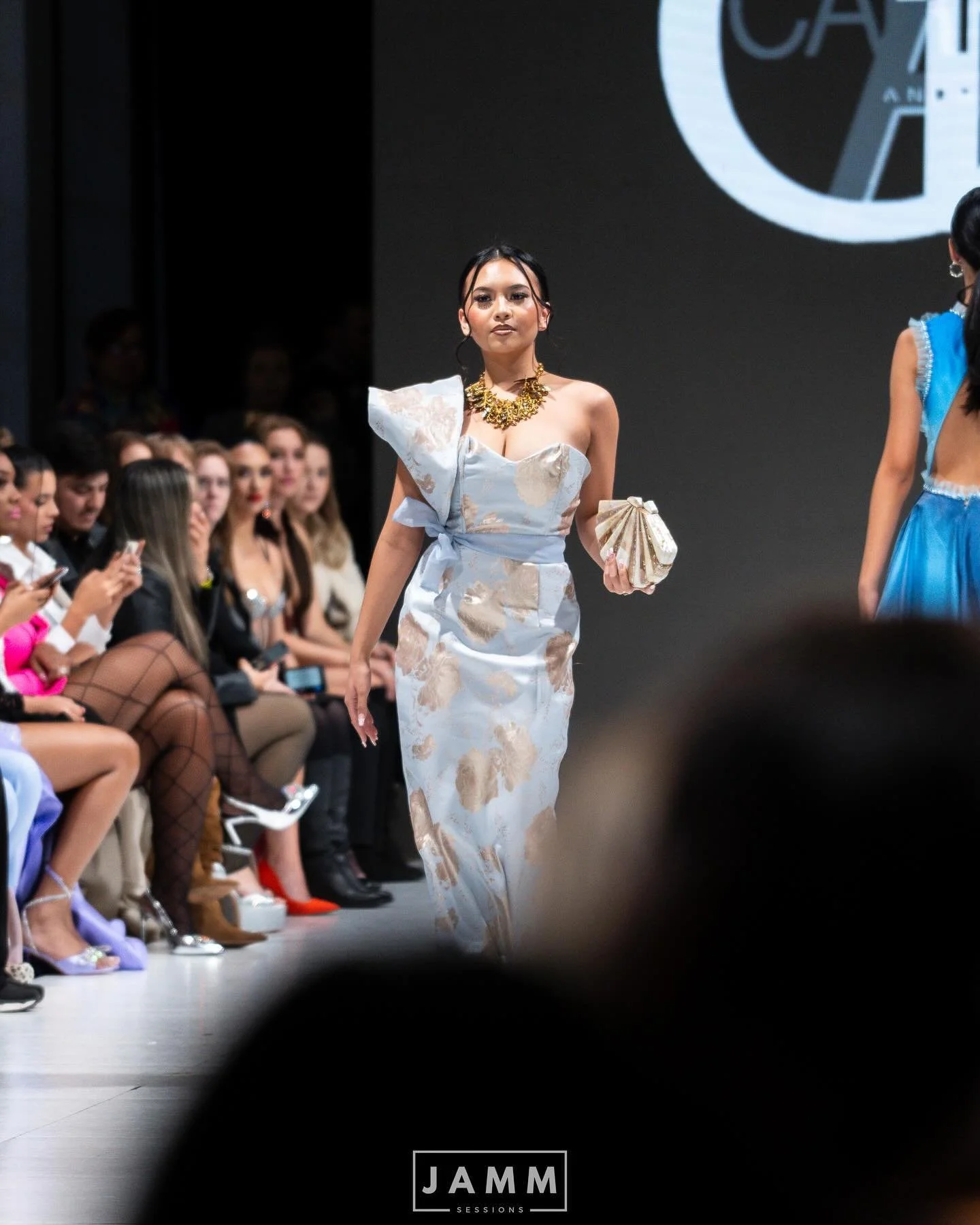 NYFW was definitely such a cool experience 🔥 Had fun venturing away from shooting sports for change.
- -
@carmelodesignsbycarlandrada 
@thebureaufashionweek 
@nicole.laus 
- - 
#newyorkfashionweek #nyfw #nyfw2024 #nyfw24 #nyfwss24 #photography #free