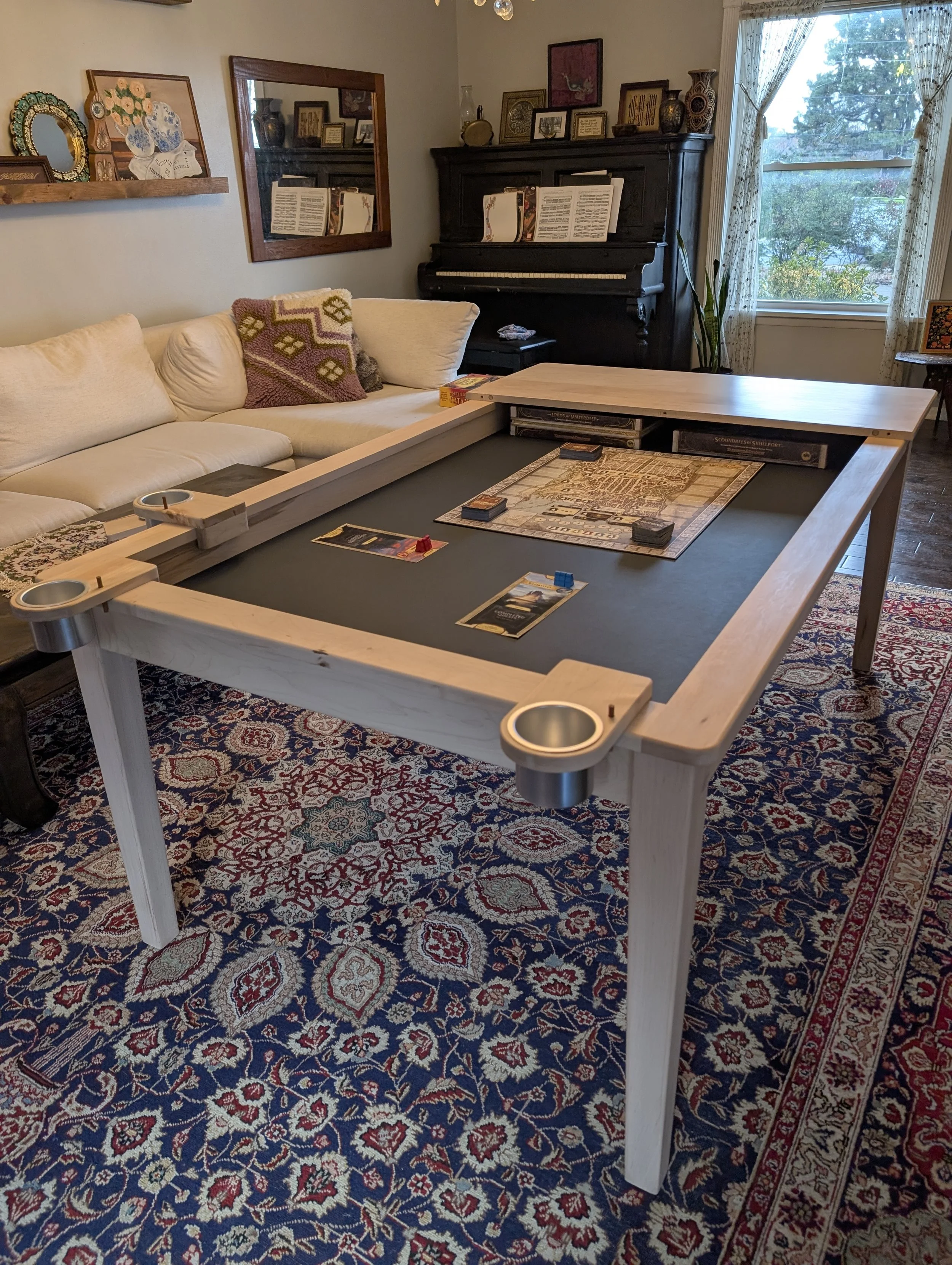 Maple dining/gaming table with 4 surface panels and leather insert
