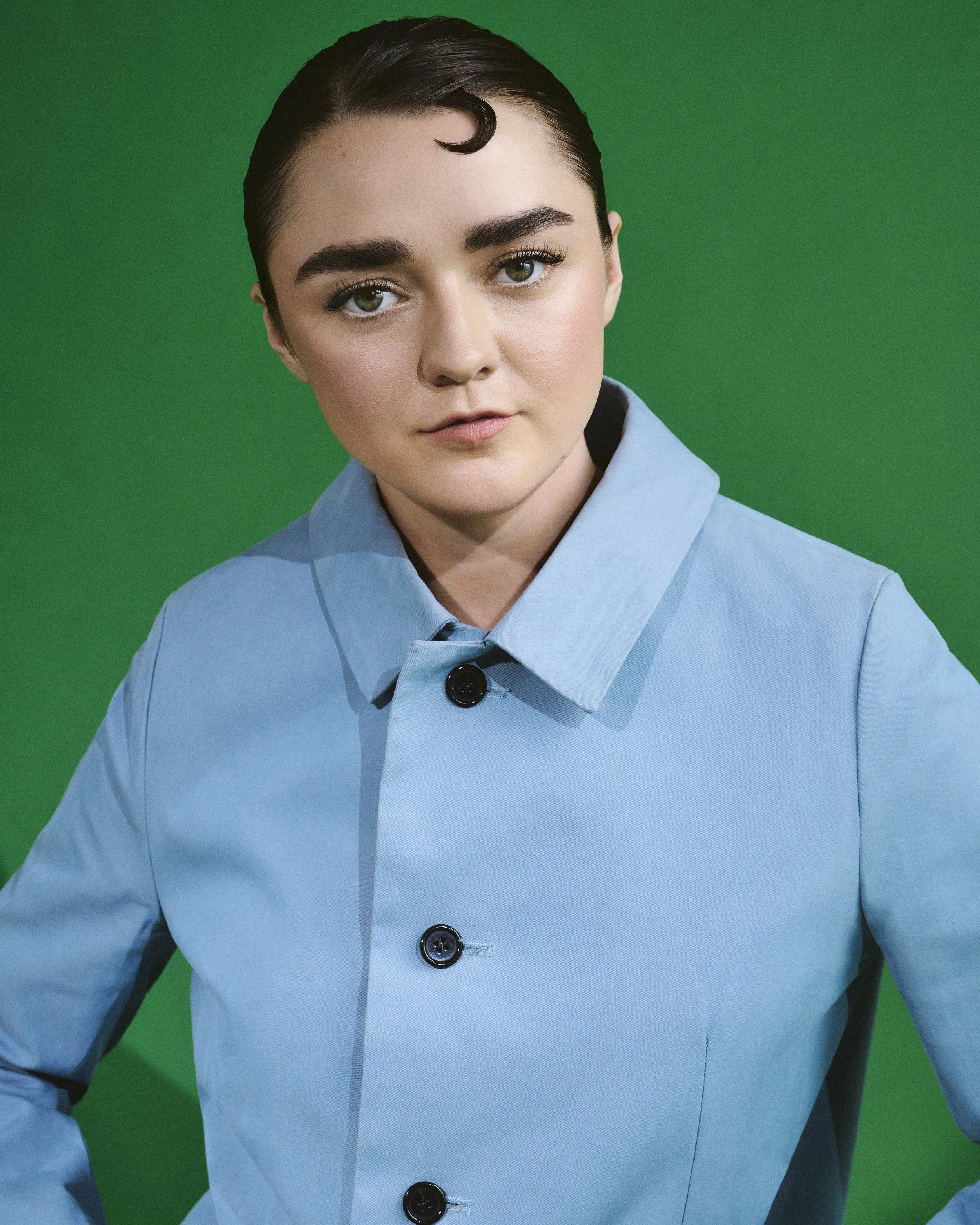 MAISIE WILLIAMS x GUARDIAN
