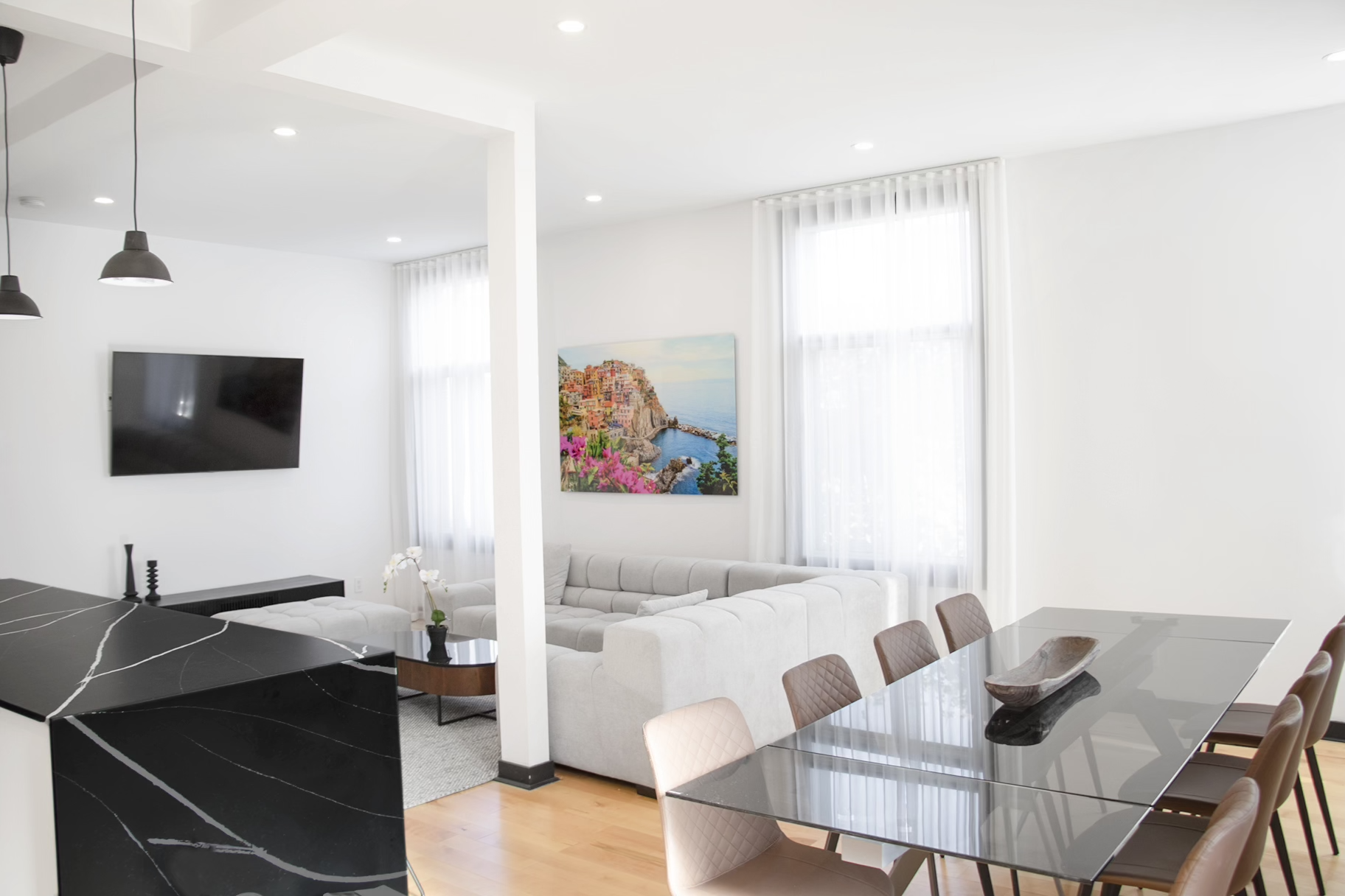 Living room & Dining room.png