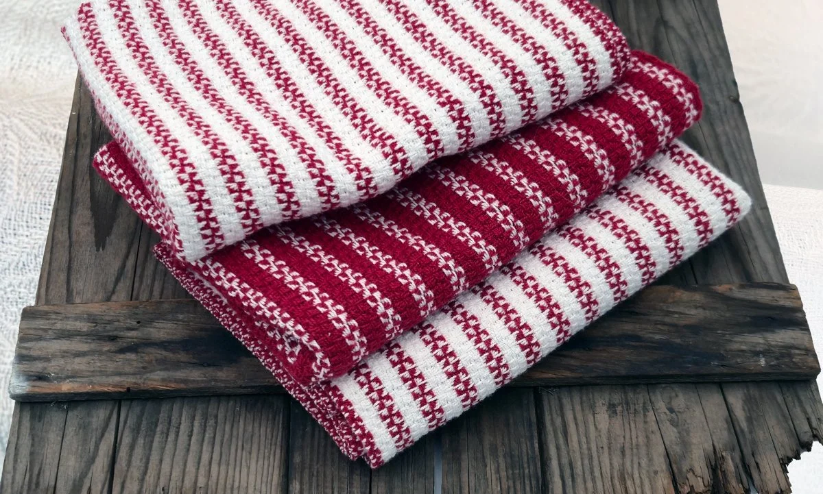WIldClover-home-slides-woven-red-white-towels-opt.jpg