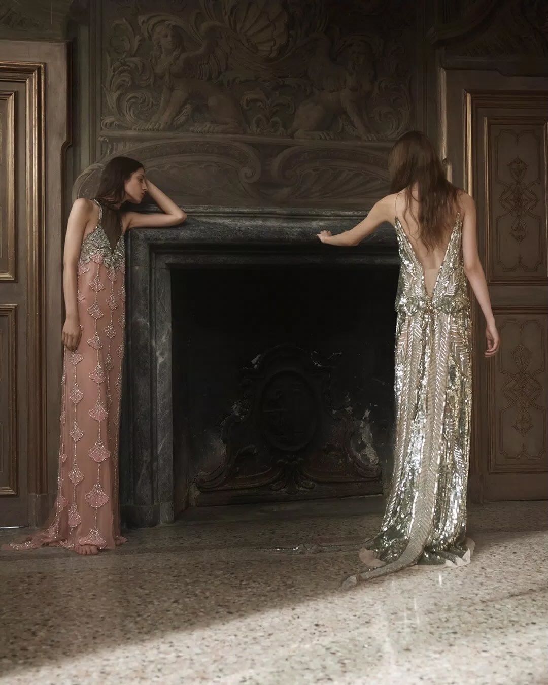 @maisonvalentino SS2026

Creative Director @alessandro_michele
Photographer @krisztianeder