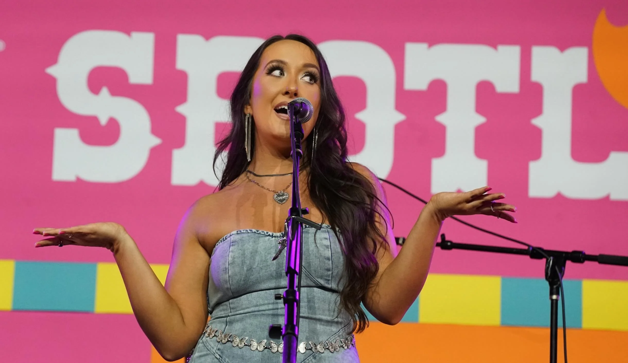 6/5 CMA Day 2 
@hayleypaynemusic 📸