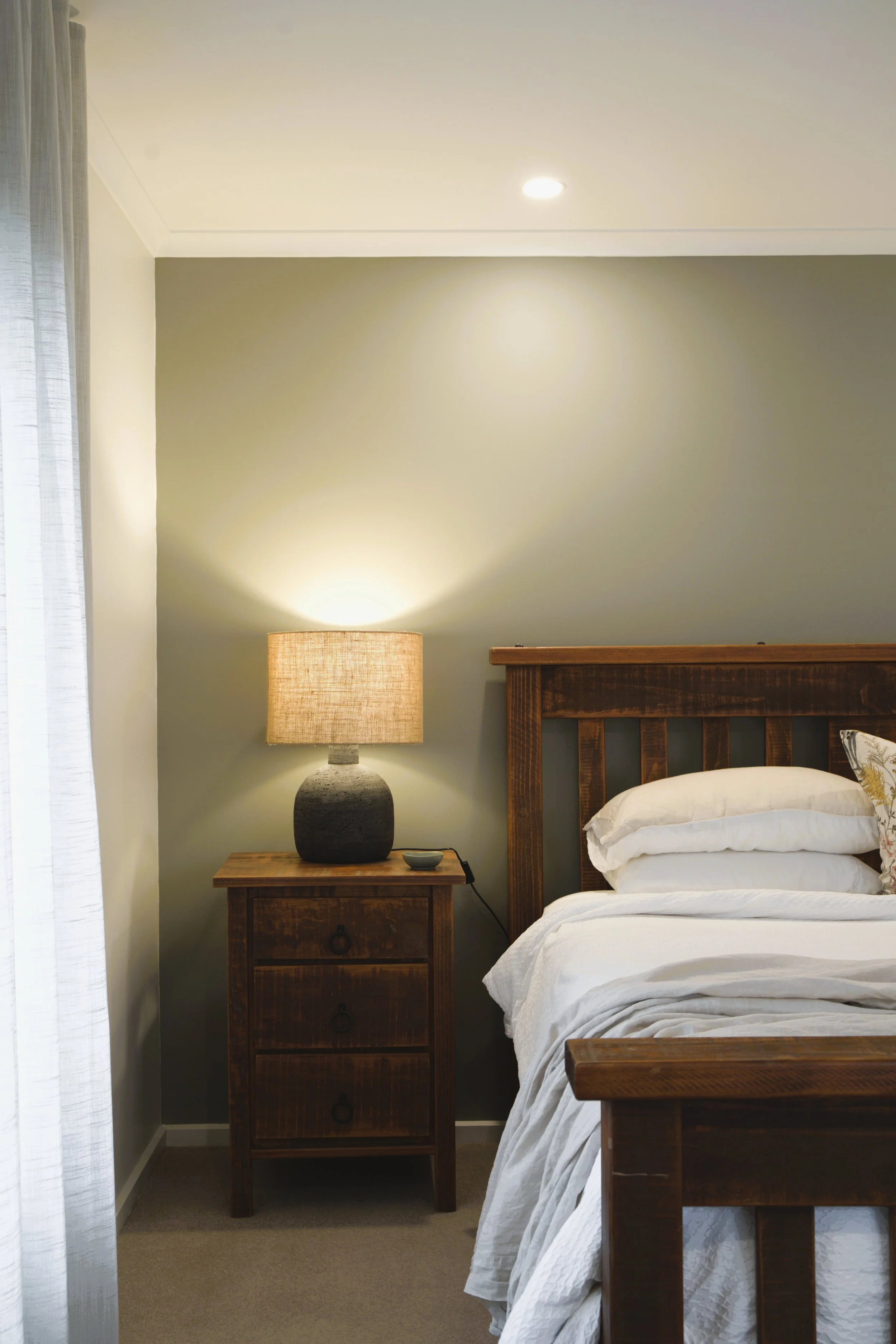 11 Bedside 2.jpg
