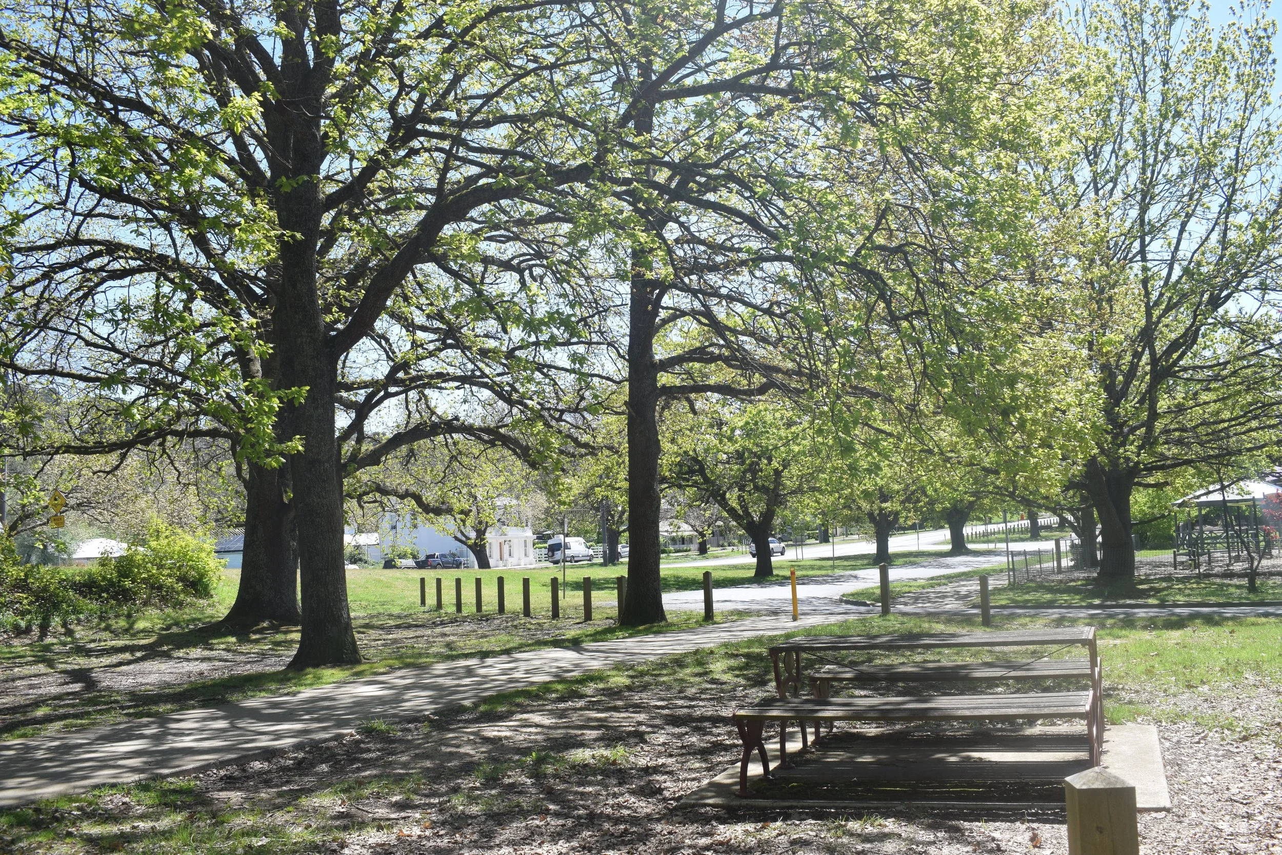 High Street park WOODEND.JPG