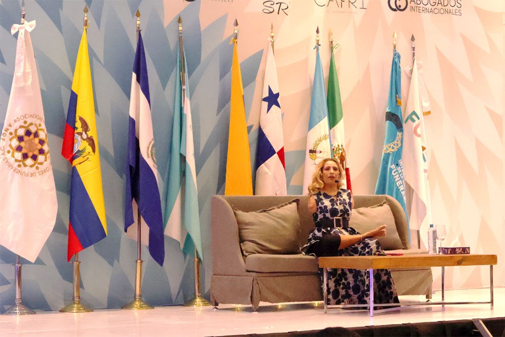 Adriana Macias, conferencista FUMEXPO 2024