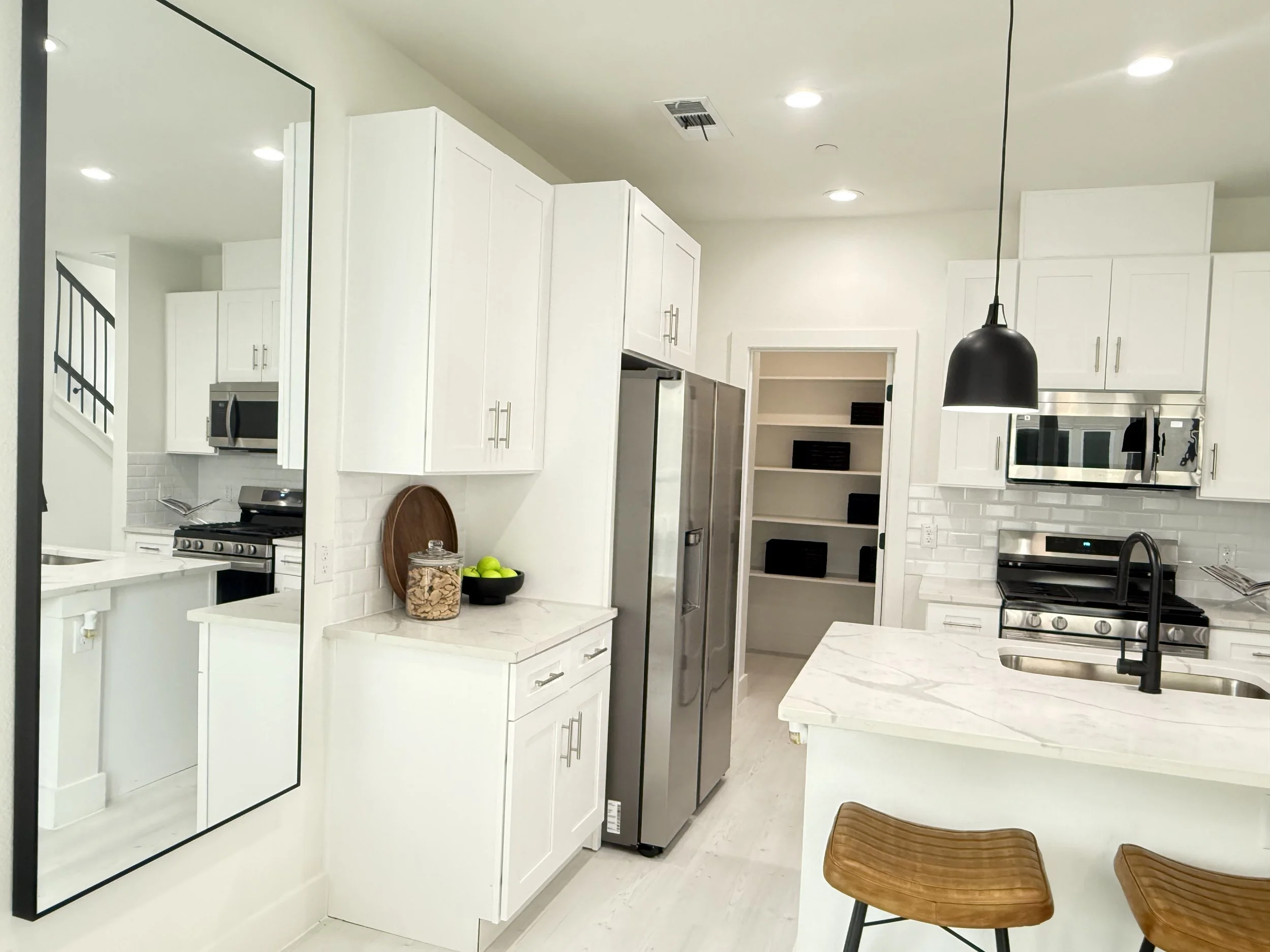 An image of the Cultural Center.