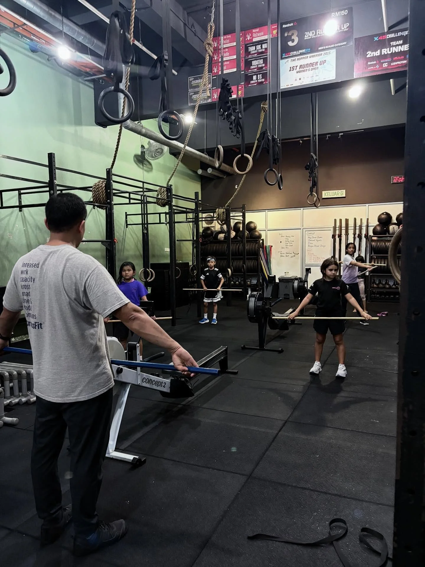 CrossFit Kids in action! 
Learning new moves, building strength, and having FUN every step of the way. 
Strong kids, happy kids! 🎈