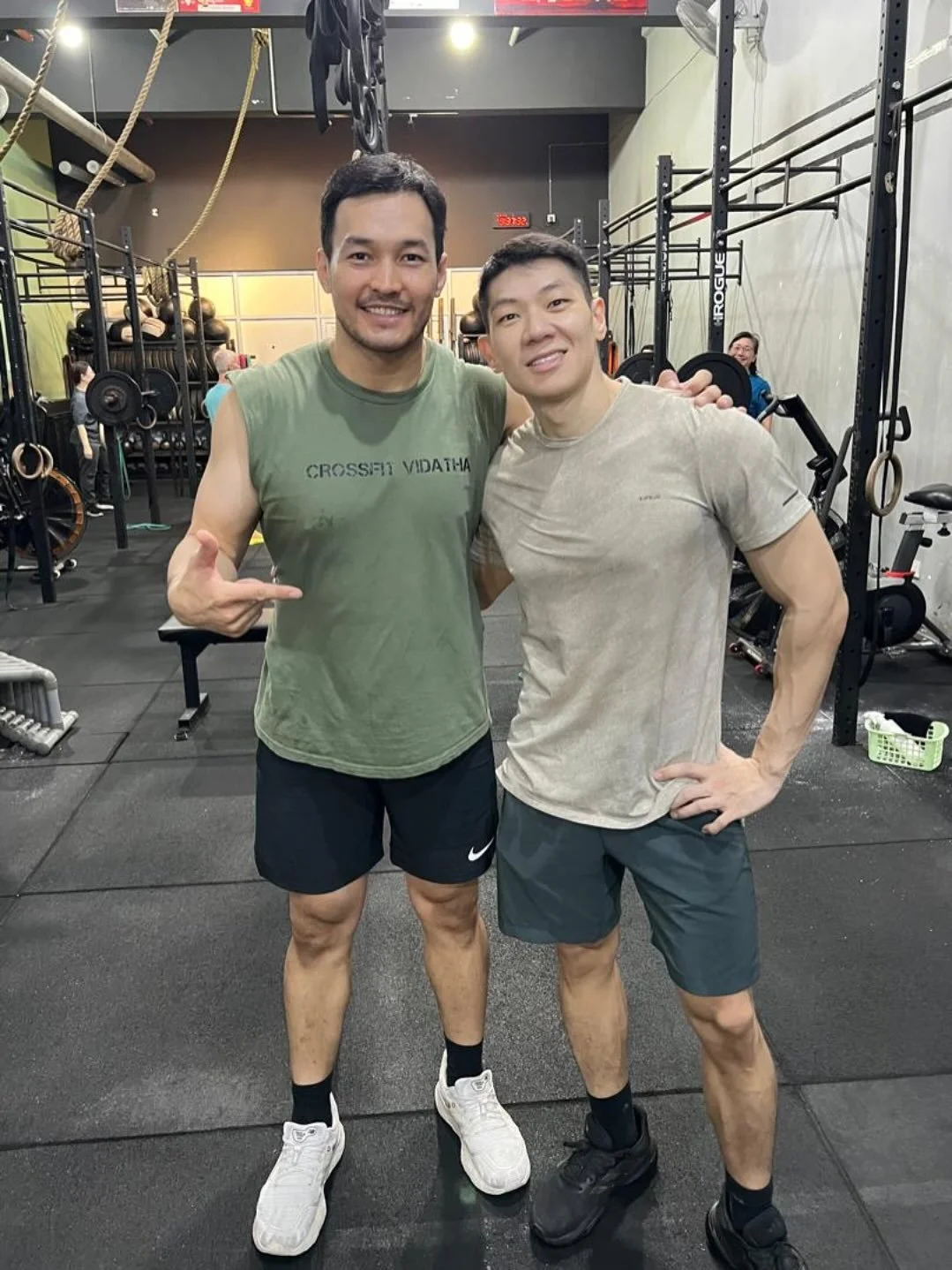 Congratulations Zac on finishing our Fundamentals! 
You’re all set to dive into classes and crush it with the Vidatha fam. Let’s go! 💪🏼💪🏽💪🏾