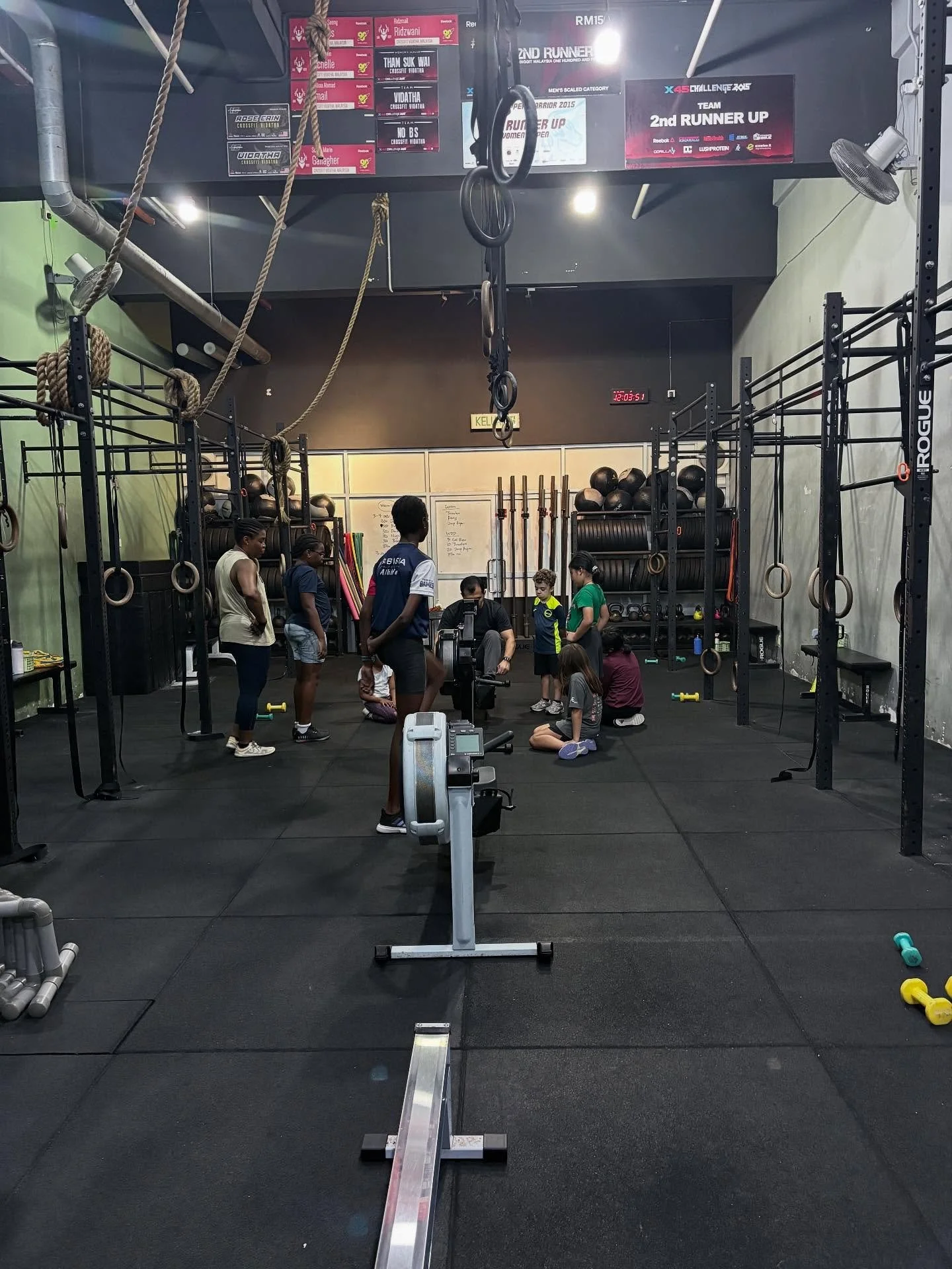 Play hard, move well, grow strong! 💪🏼💪🏽💪🏾
Our Saturday CrossFit Kids classes are all about building confidence, coordination, and grit, while having fun and learning that fitness can be awesome 🎈