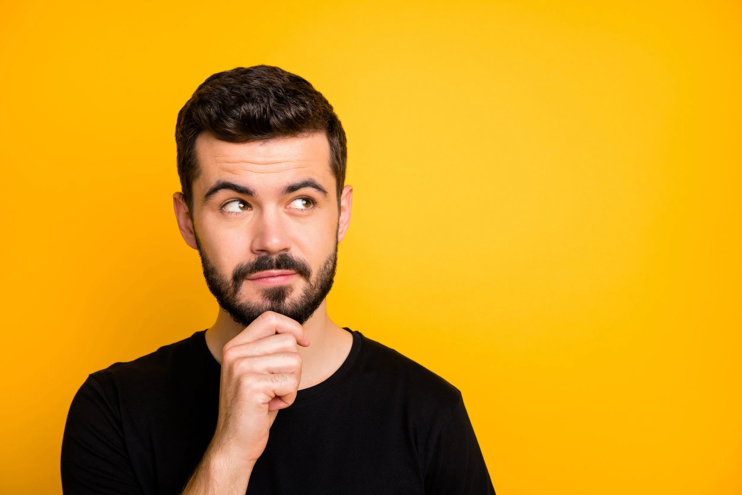 iStock-vragende man.jpg