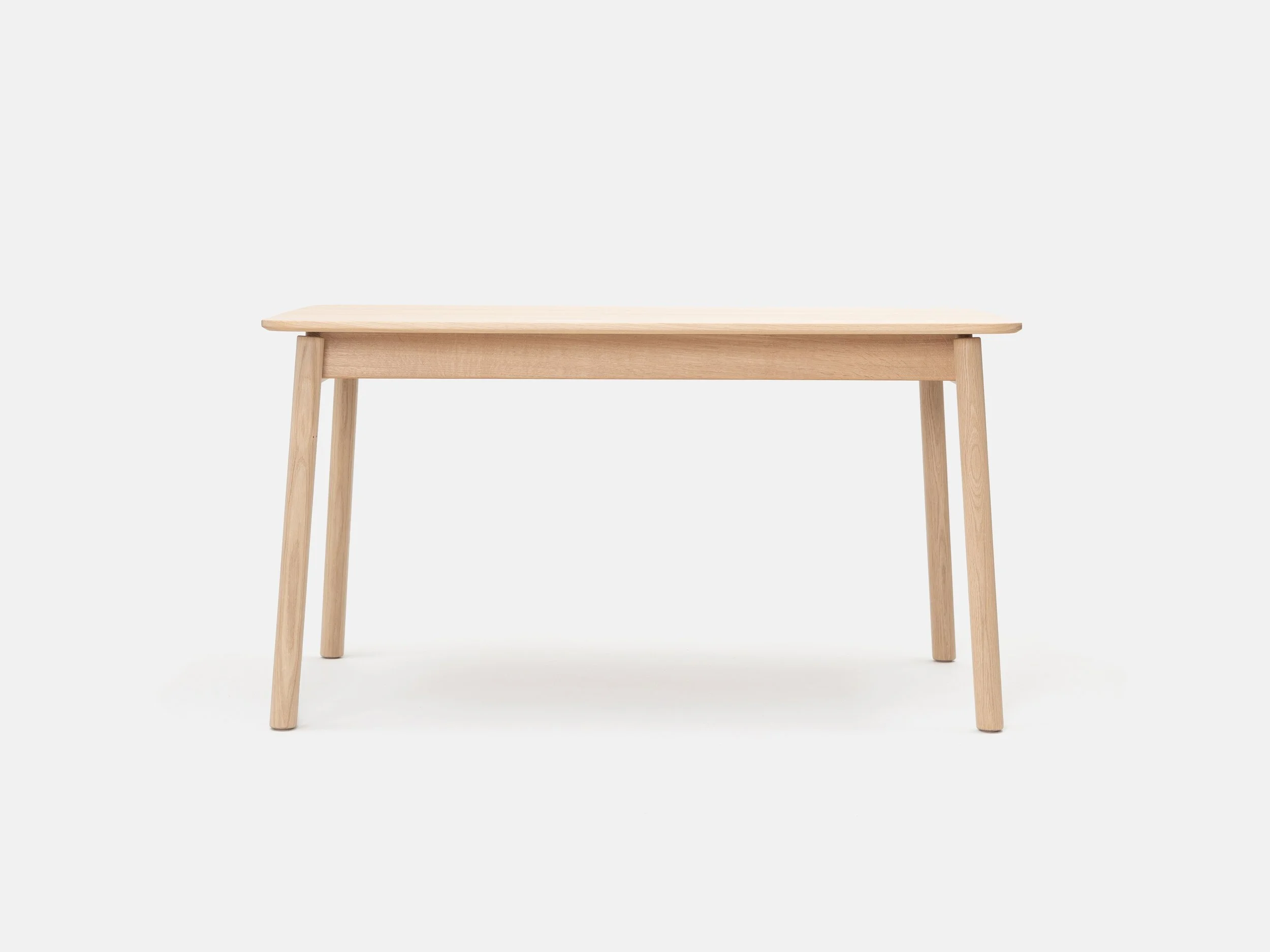 OTIS-TABLE-OAK-1400.jpg