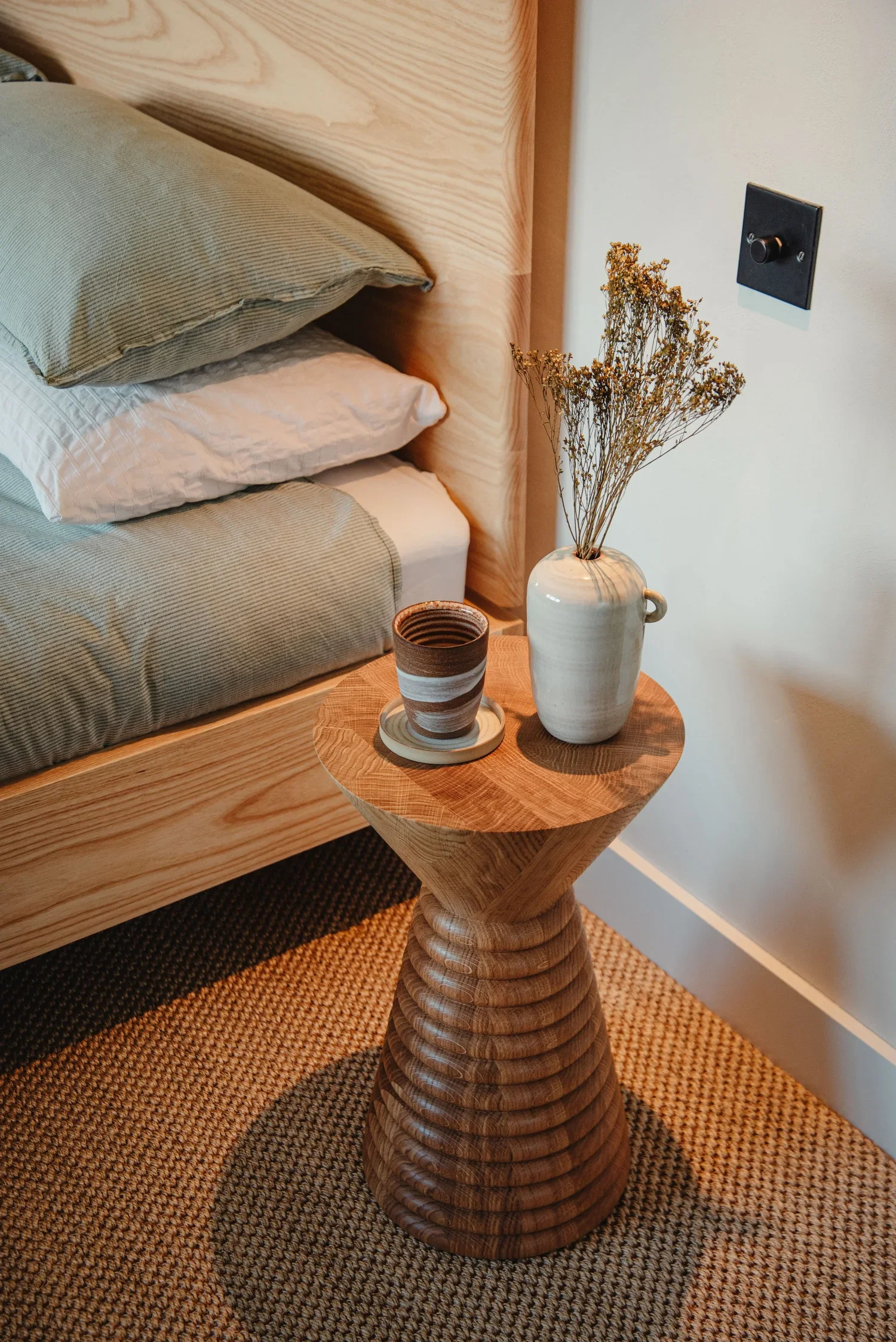 Border Bed by Barnby Design showing deep solid timber