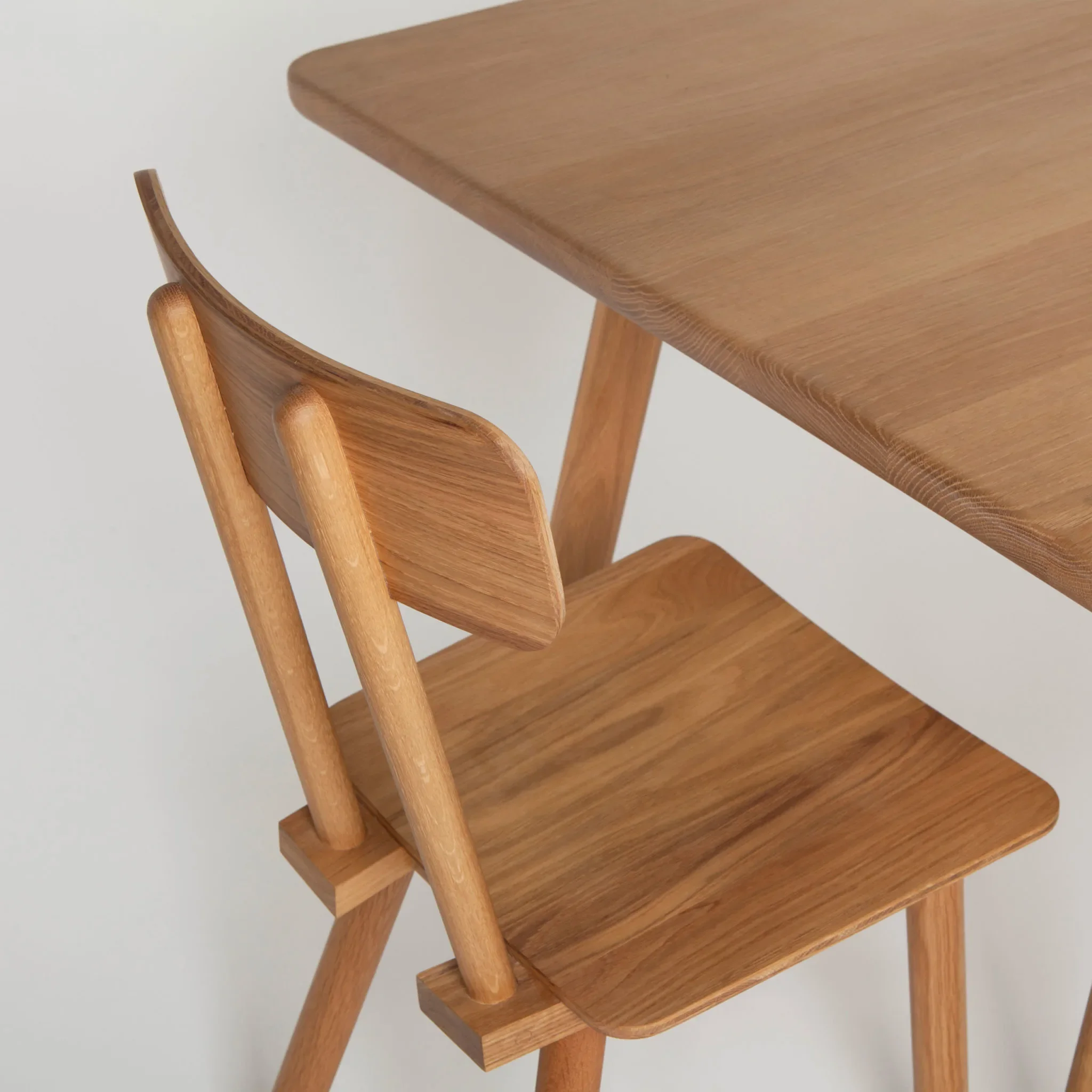 another-country-another-chair-oak-nautral-dining-003-2048x2048.jpg.webp