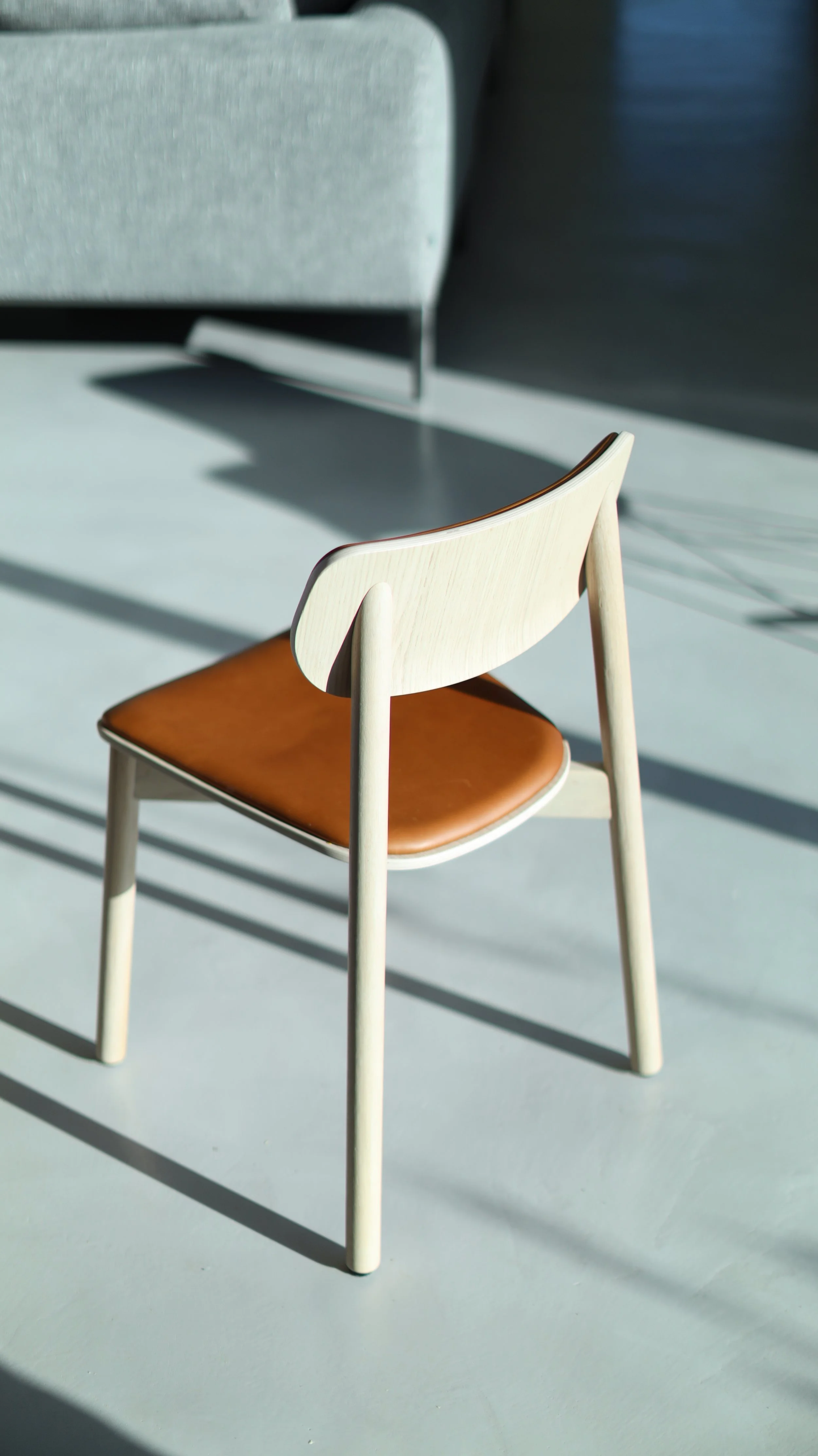 OTIS CHAIR - LIFESTYLE 16.JPG