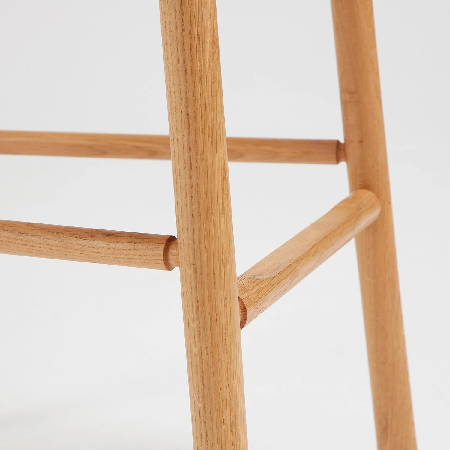 Hardy_Bar_Stool_Oak_006.jpeg (Copy)